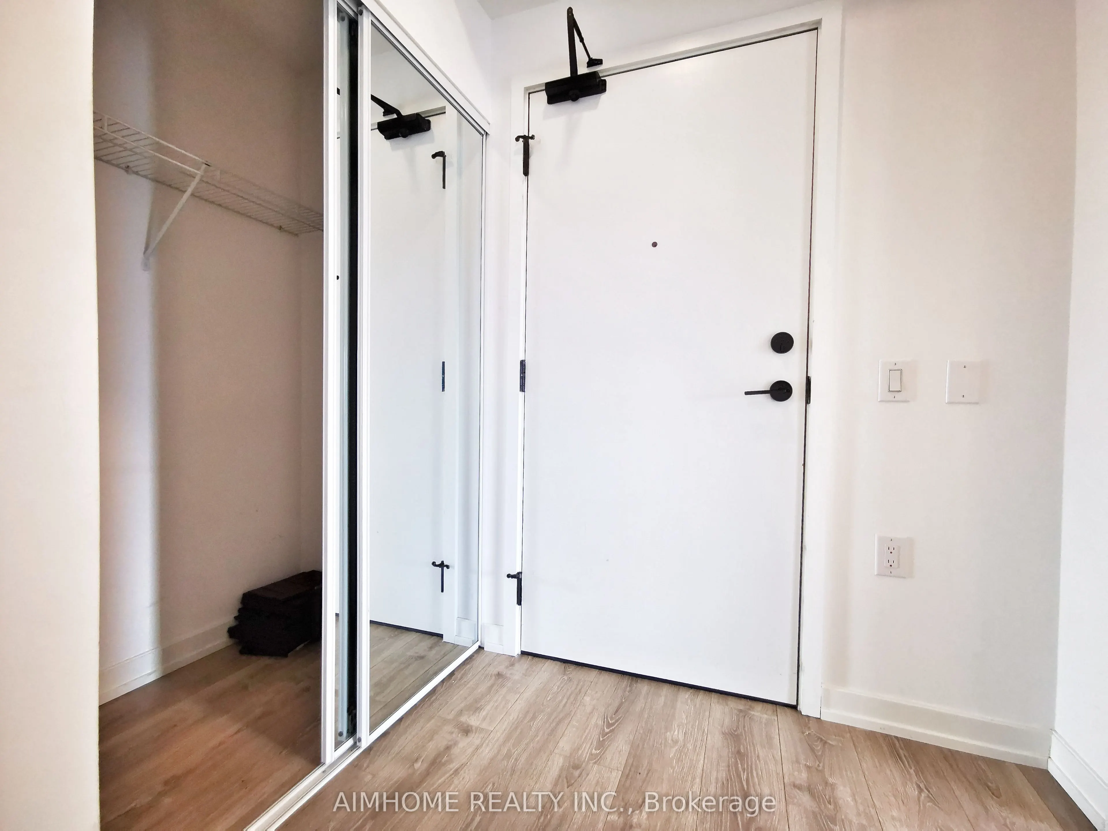 20 Tubman Avenue, #1810