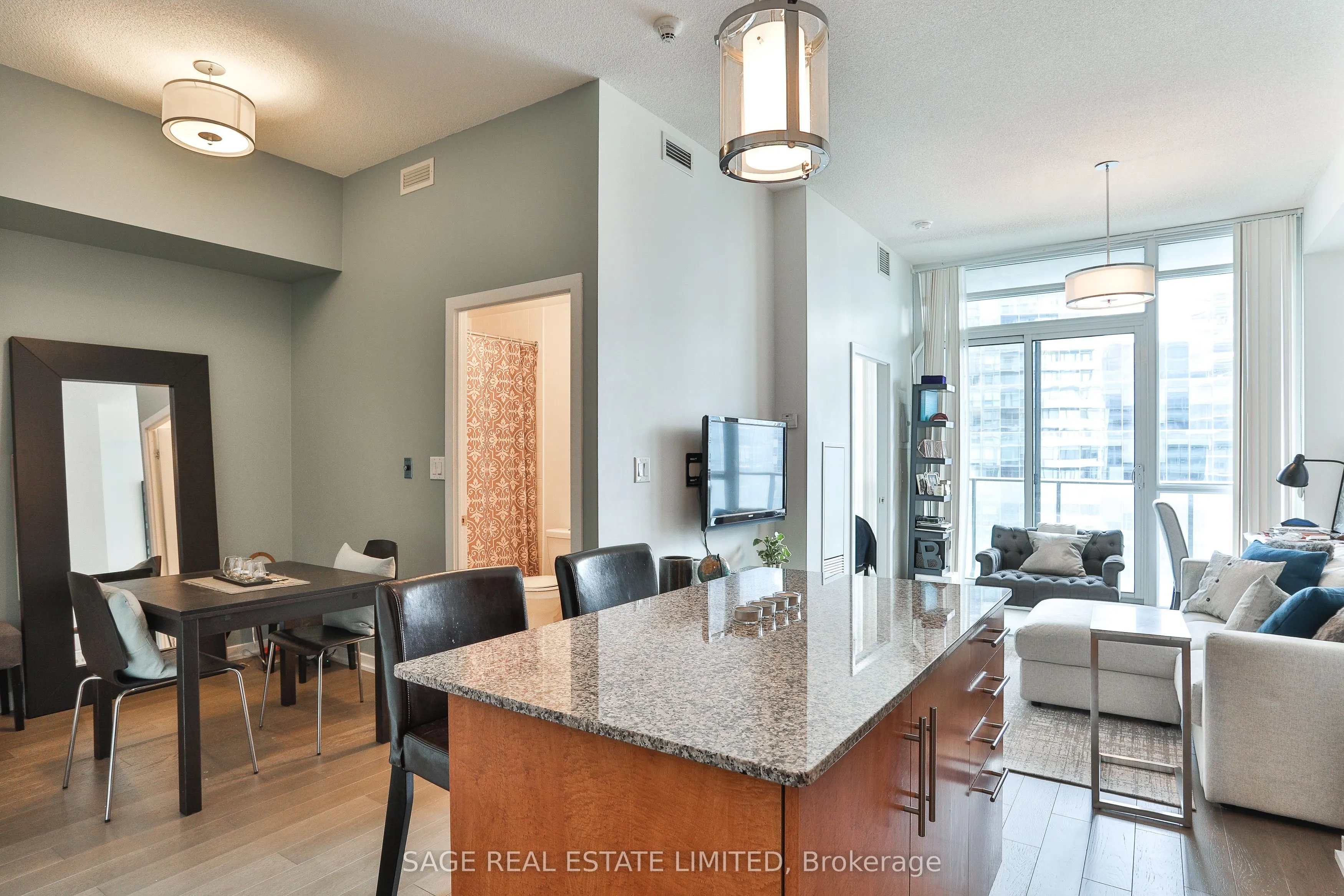 55 Bremner Boulevard E, #2808