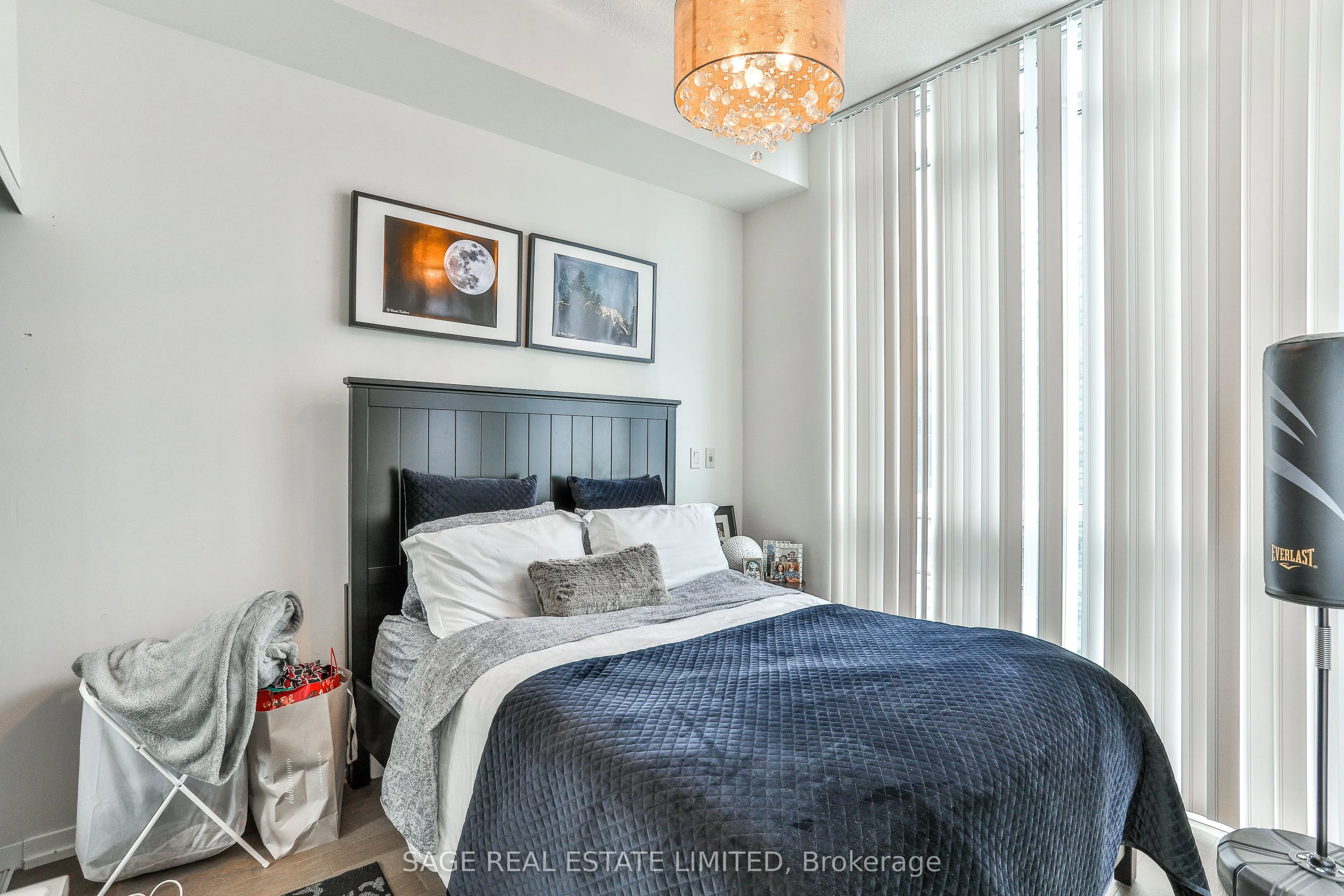 55 Bremner Boulevard E, #2808