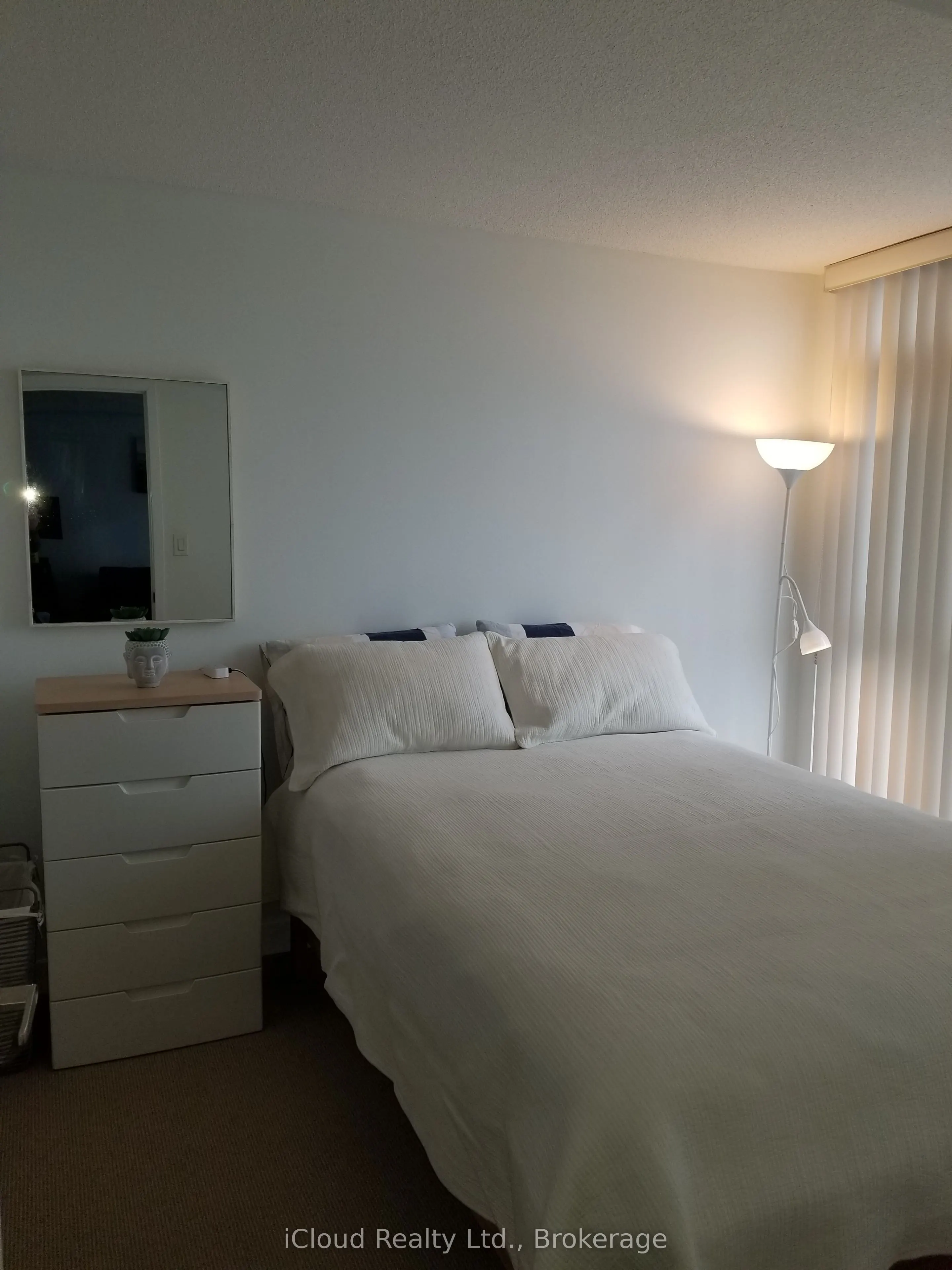 15 Iceboat Terrace, #1511