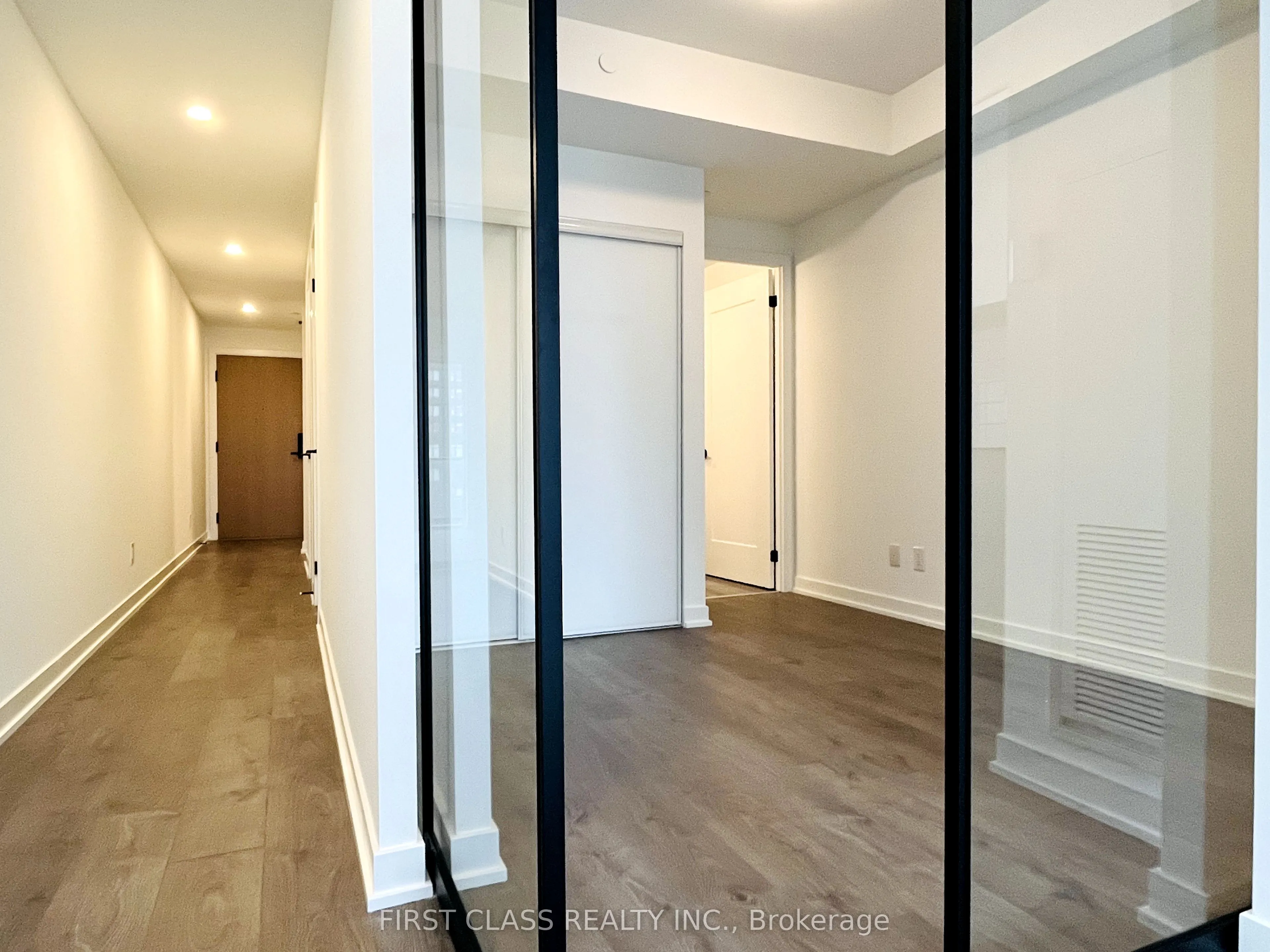 5 Defries Street, #717