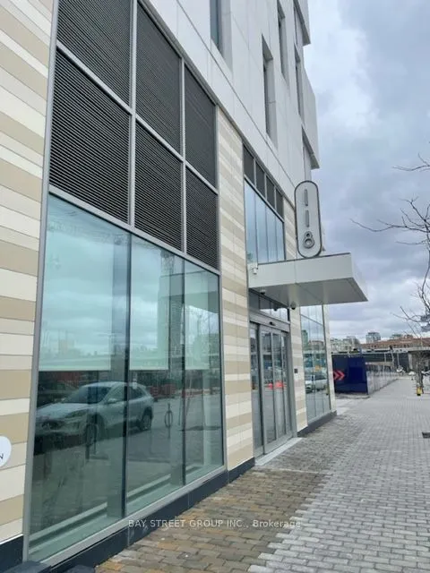 118 Merchants Wharf Avenue, #102