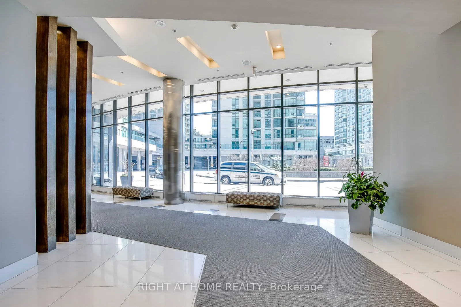 33 Bay Street, #1405