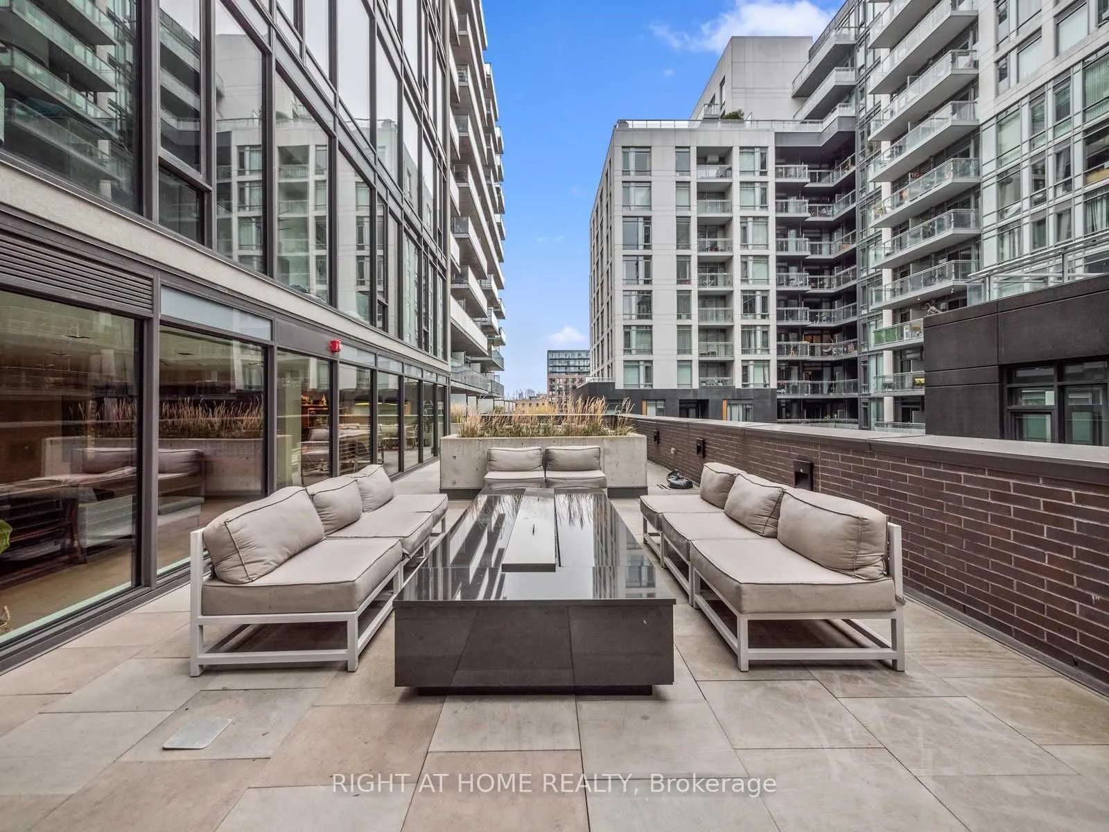111 Bathurst Street, #1205