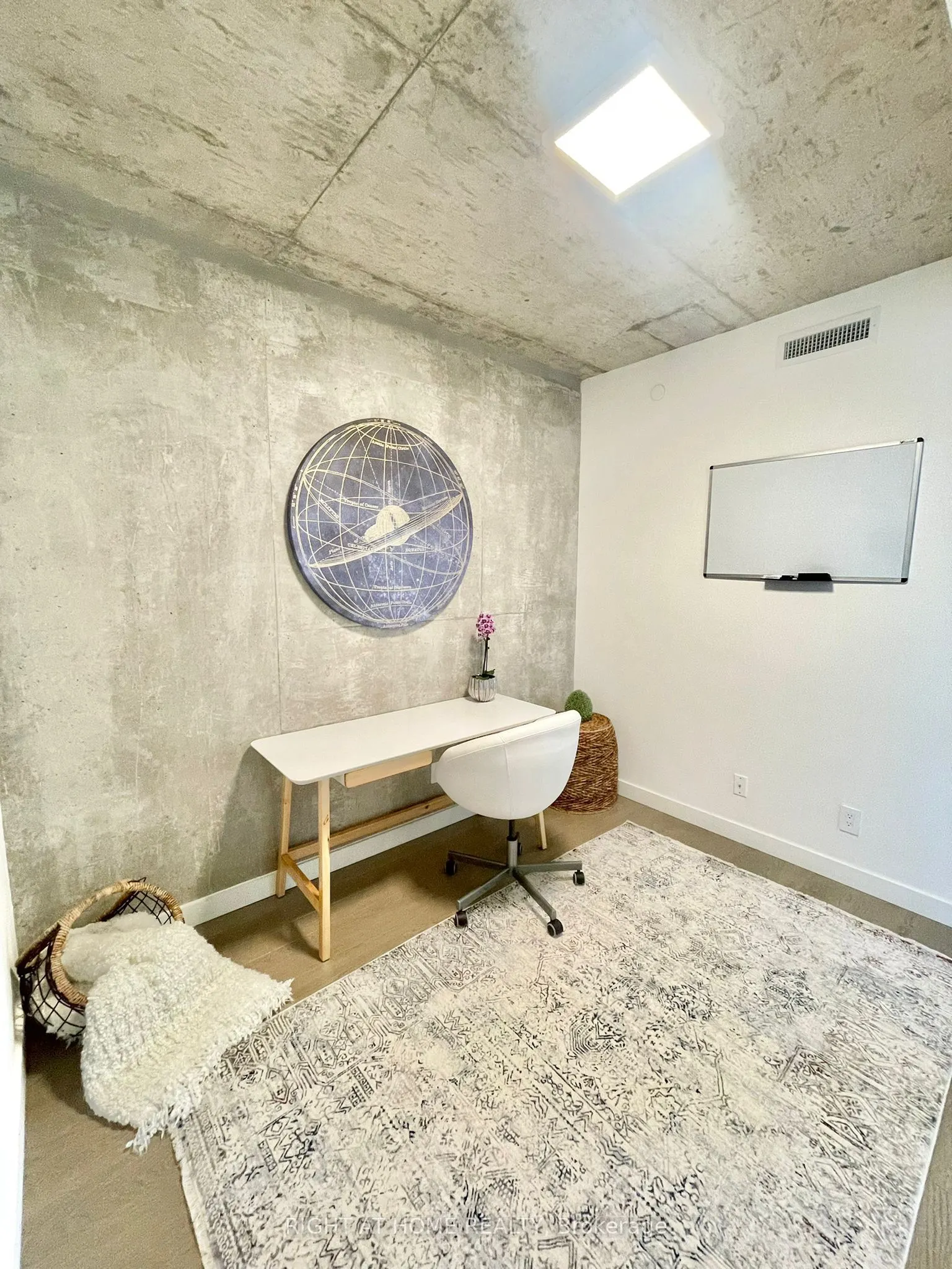 111 Bathurst Street, #1205