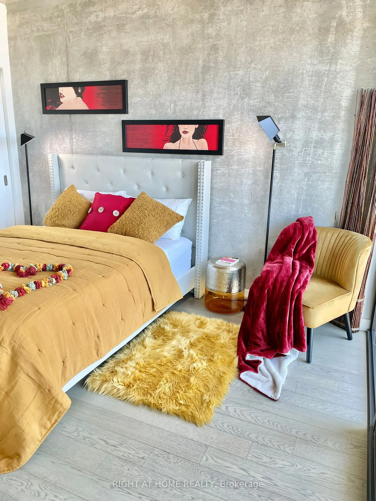 111 Bathurst Street, #1205