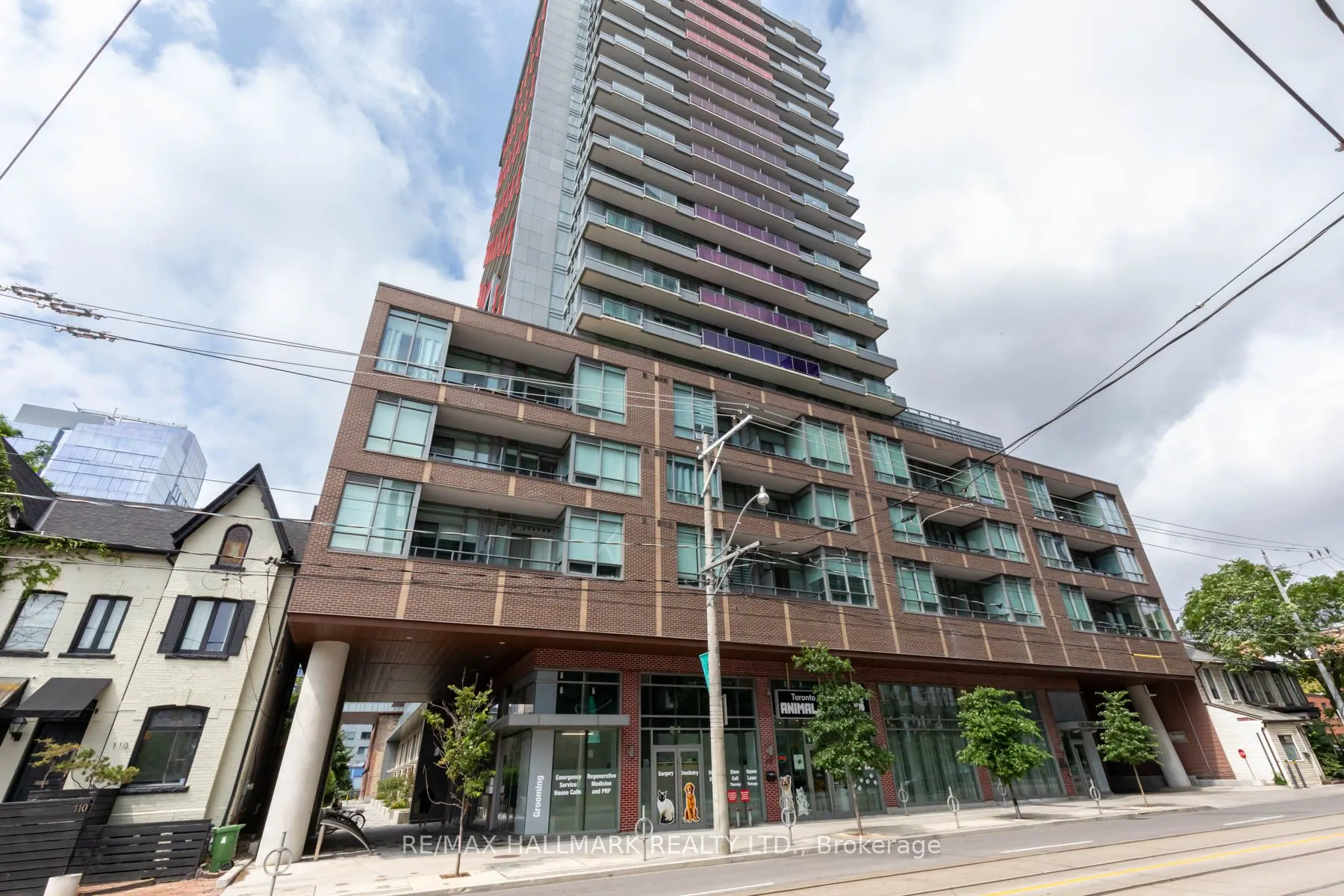 120 Parliament Street, #816