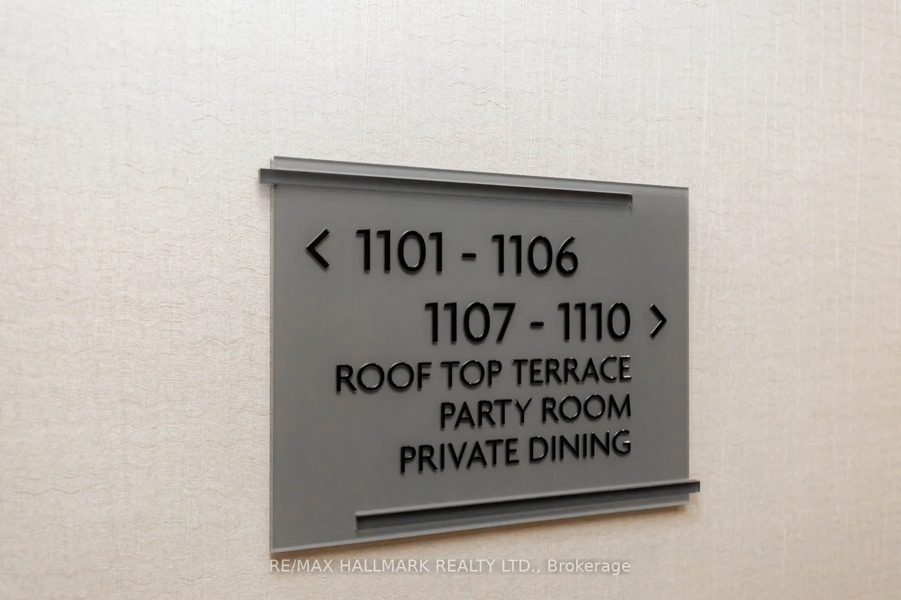 120 Parliament Street, #816