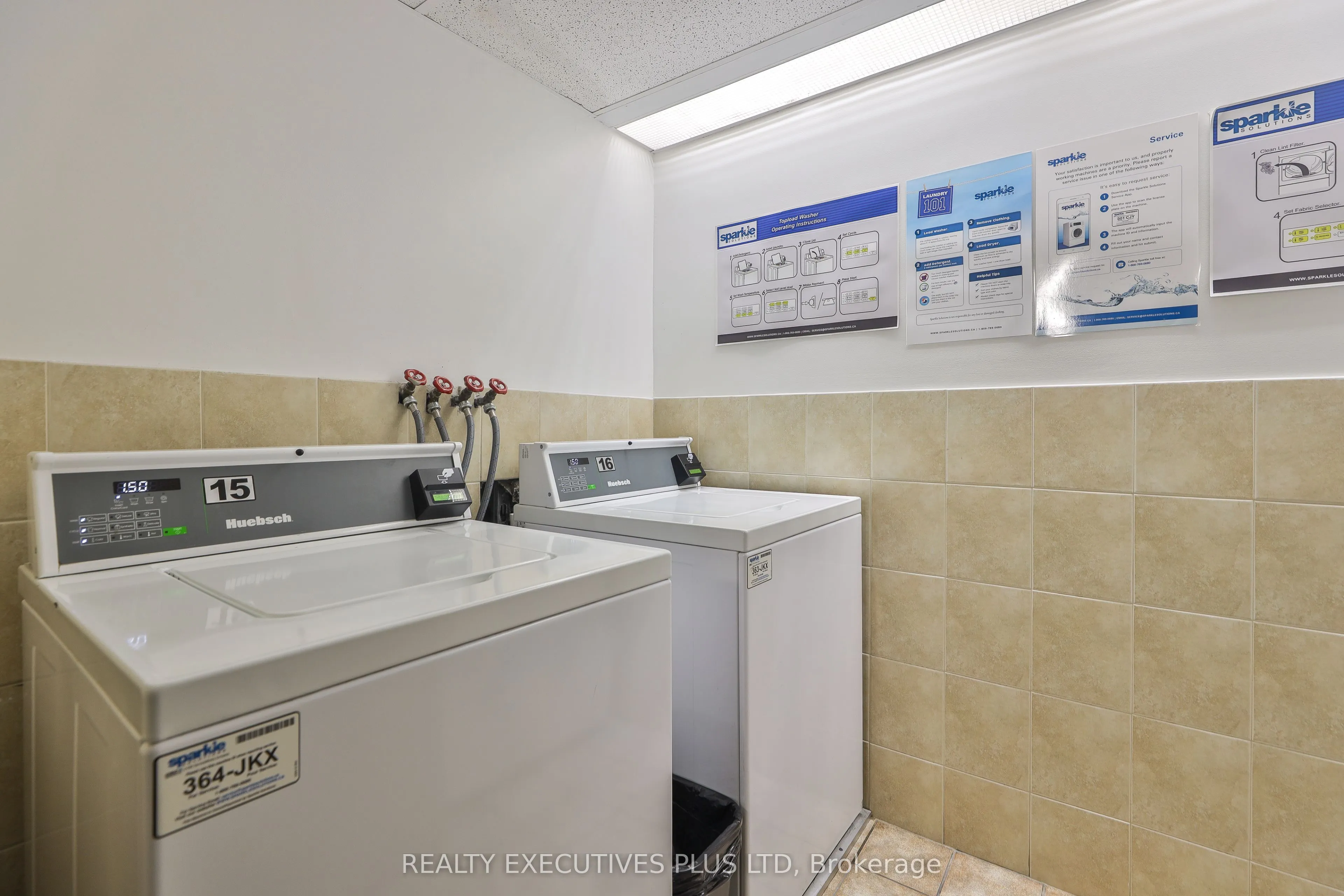 701 King Street W, #811