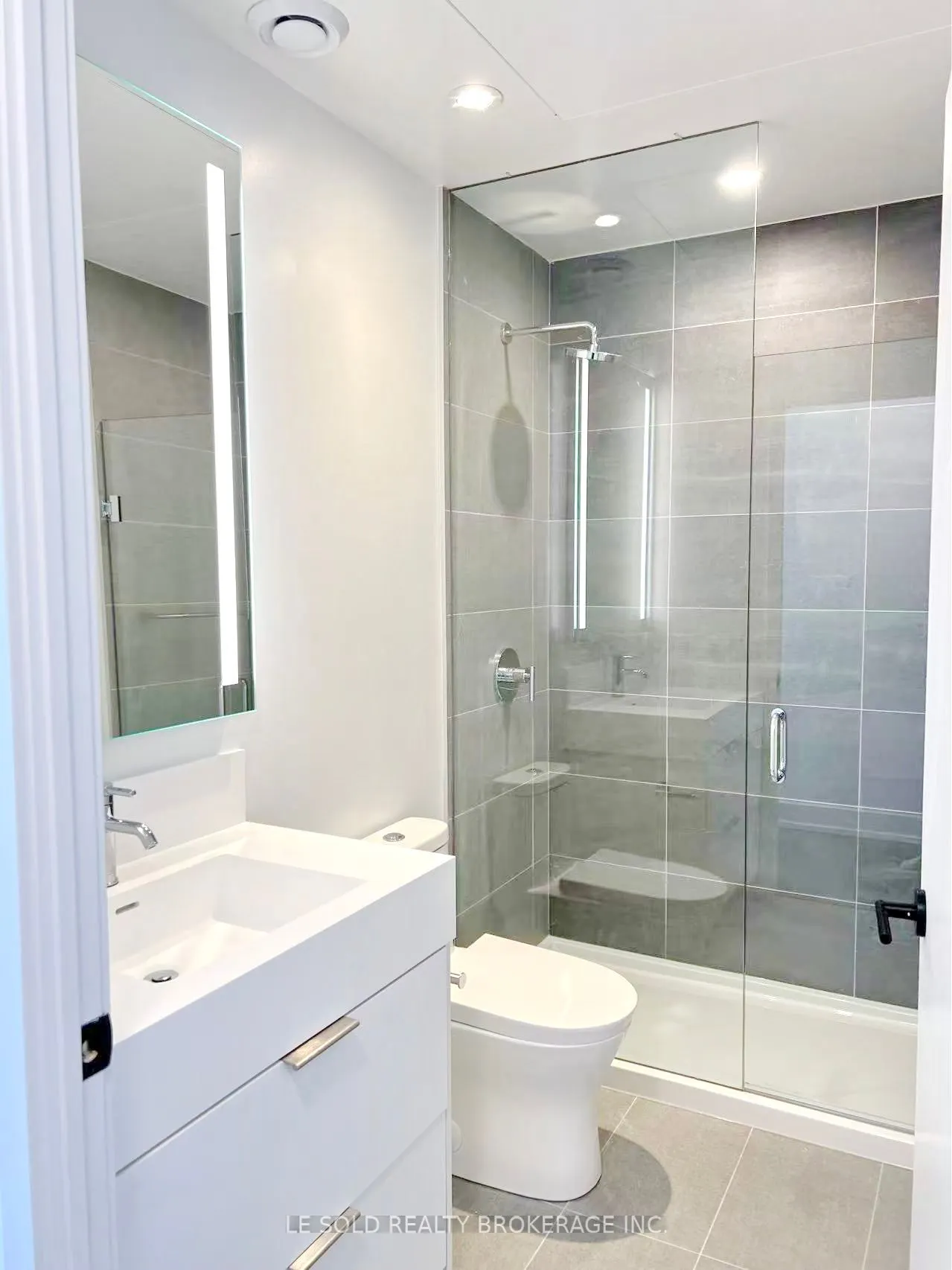 308 Jarvis Street, #802