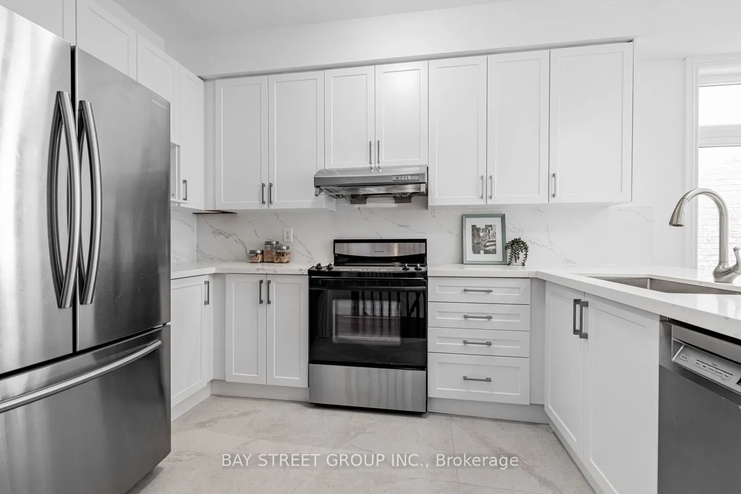 35 William Poole Way, #12