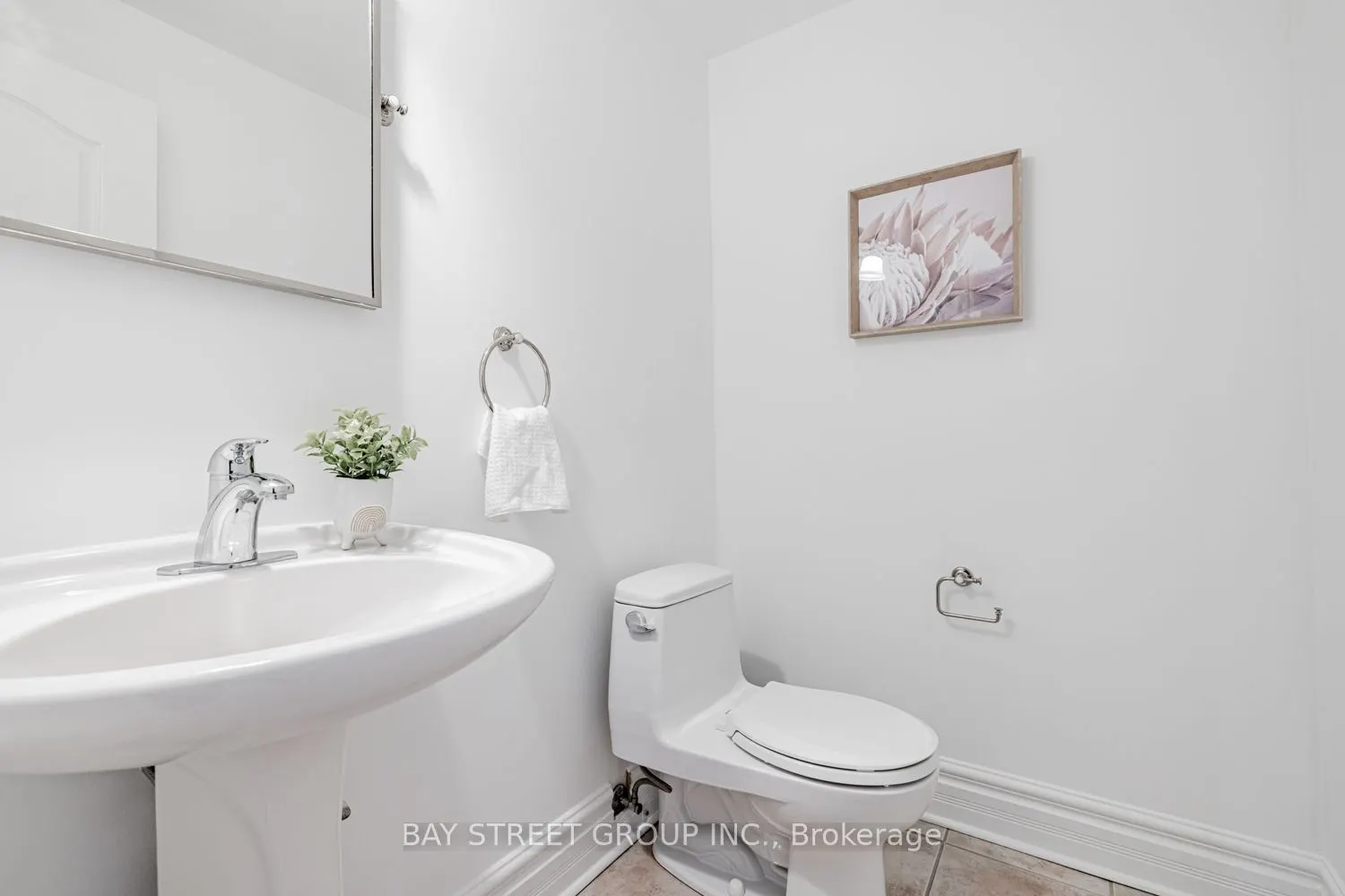 35 William Poole Way, #12