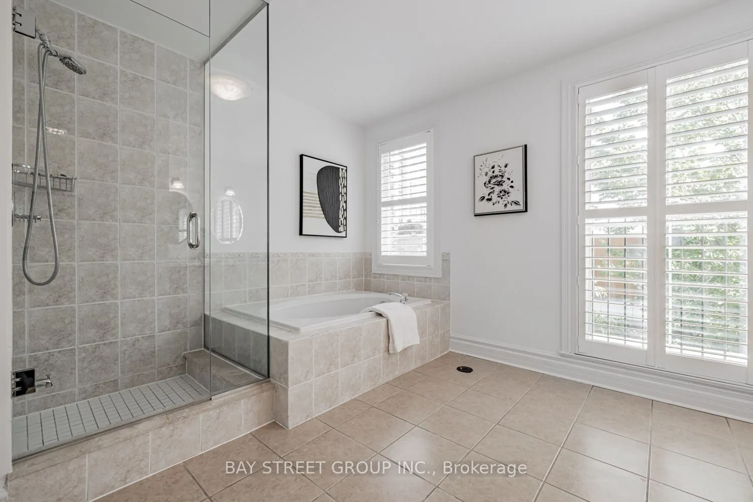 35 William Poole Way, #12