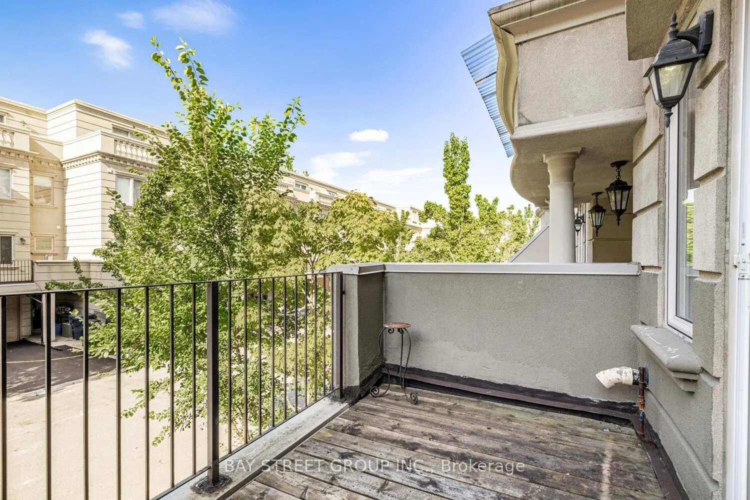35 William Poole Way, #12