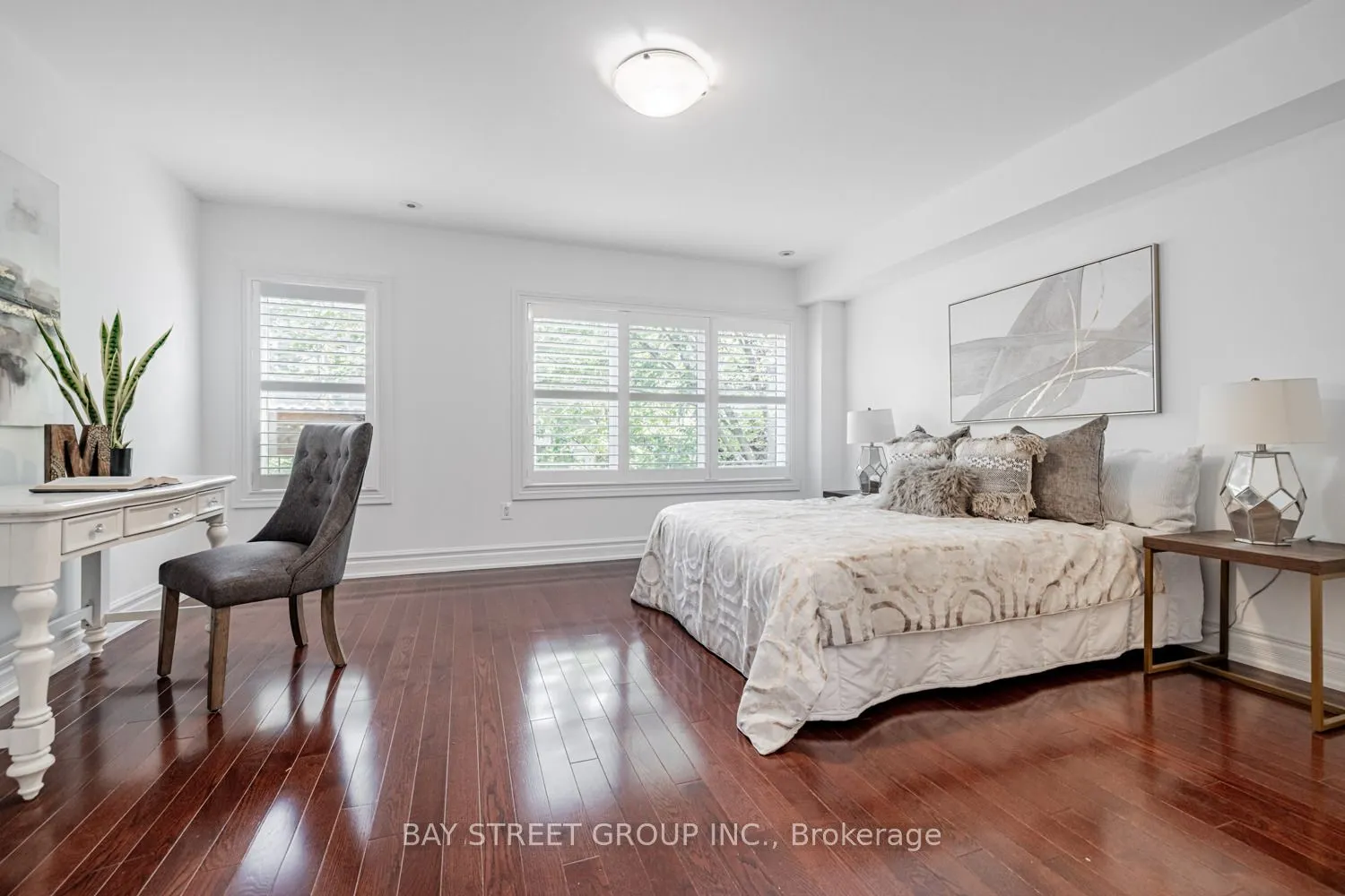 35 William Poole Way, #12
