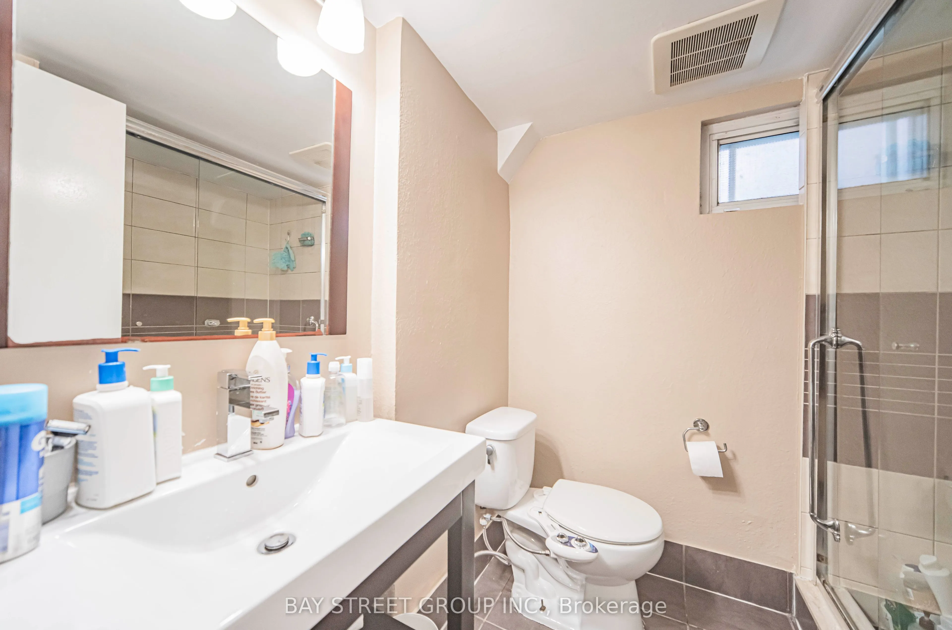 65 Spadina Road