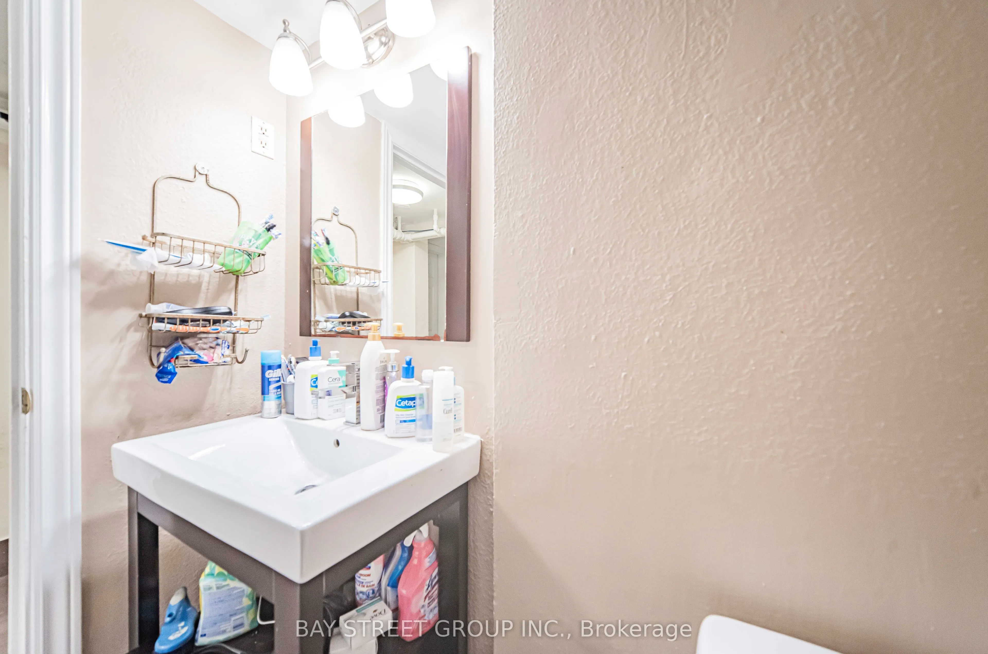 65 Spadina Road