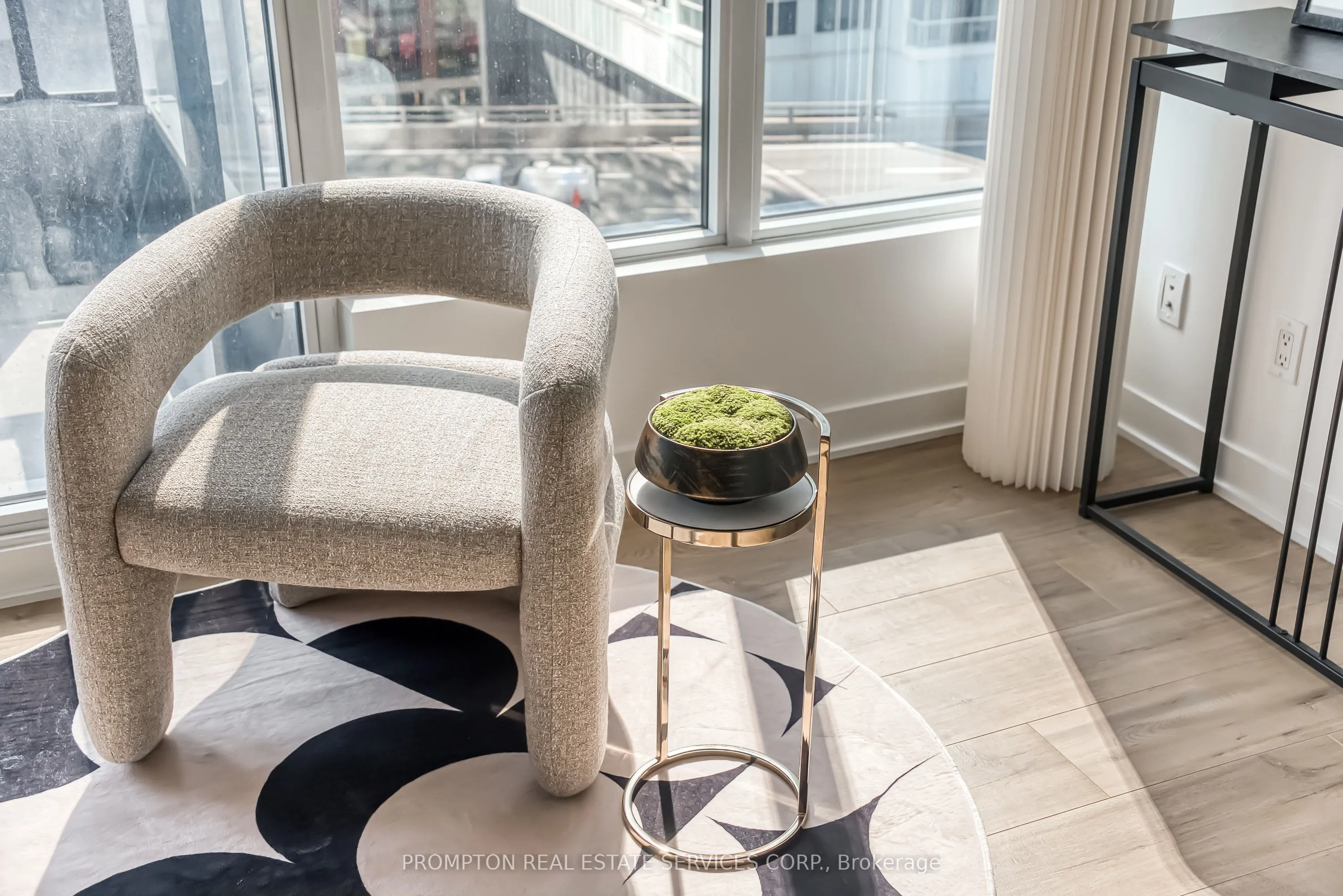 70 Queens Wharf Road, #1002