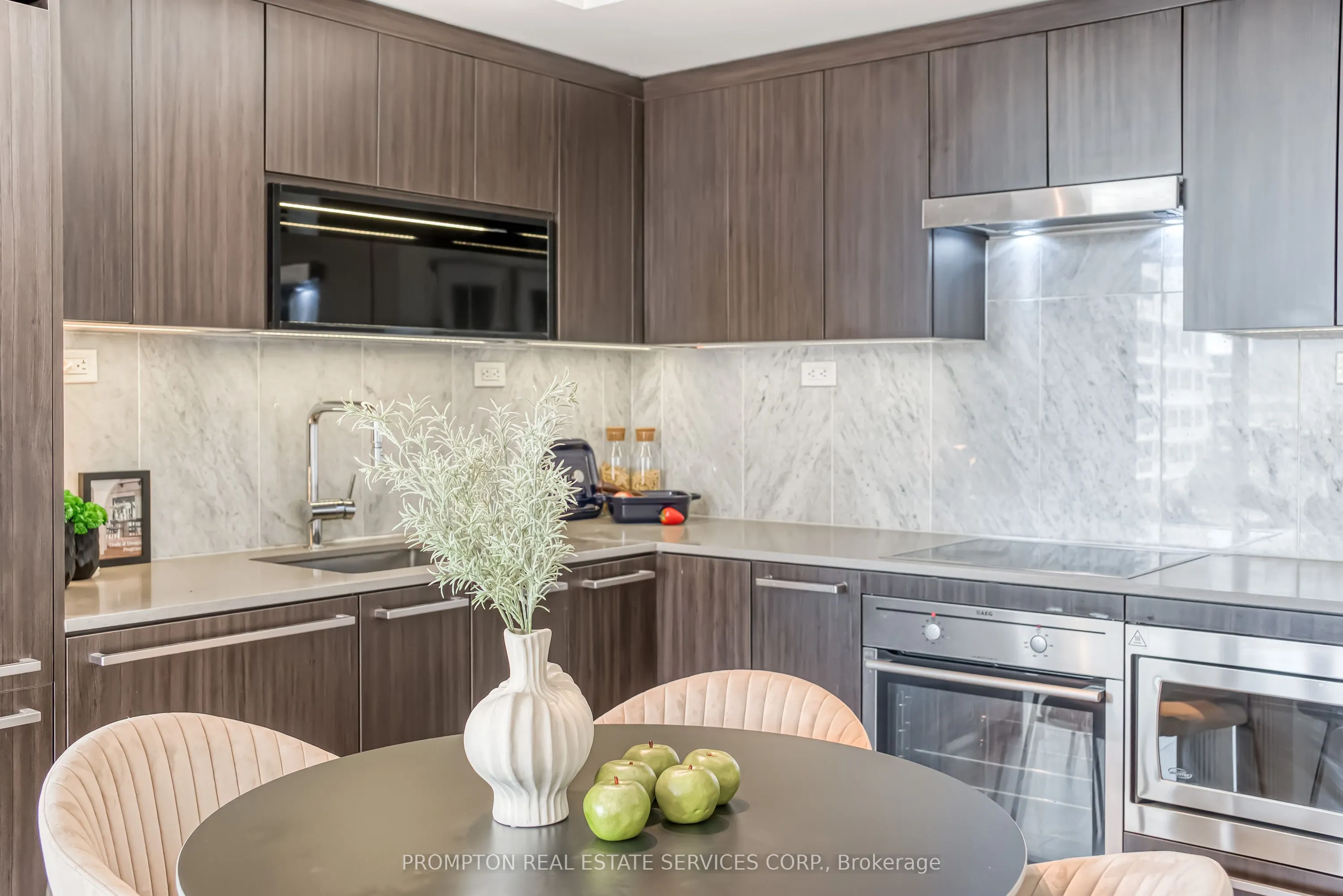 70 Queens Wharf Road, #1002
