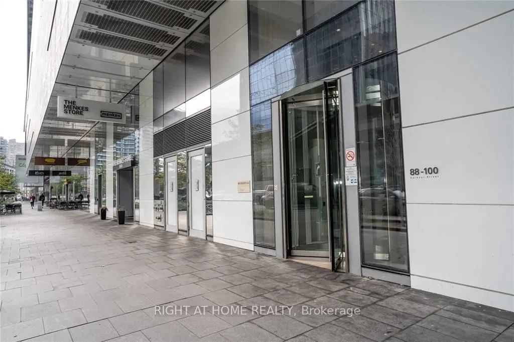 100 Harbour Street, #6407