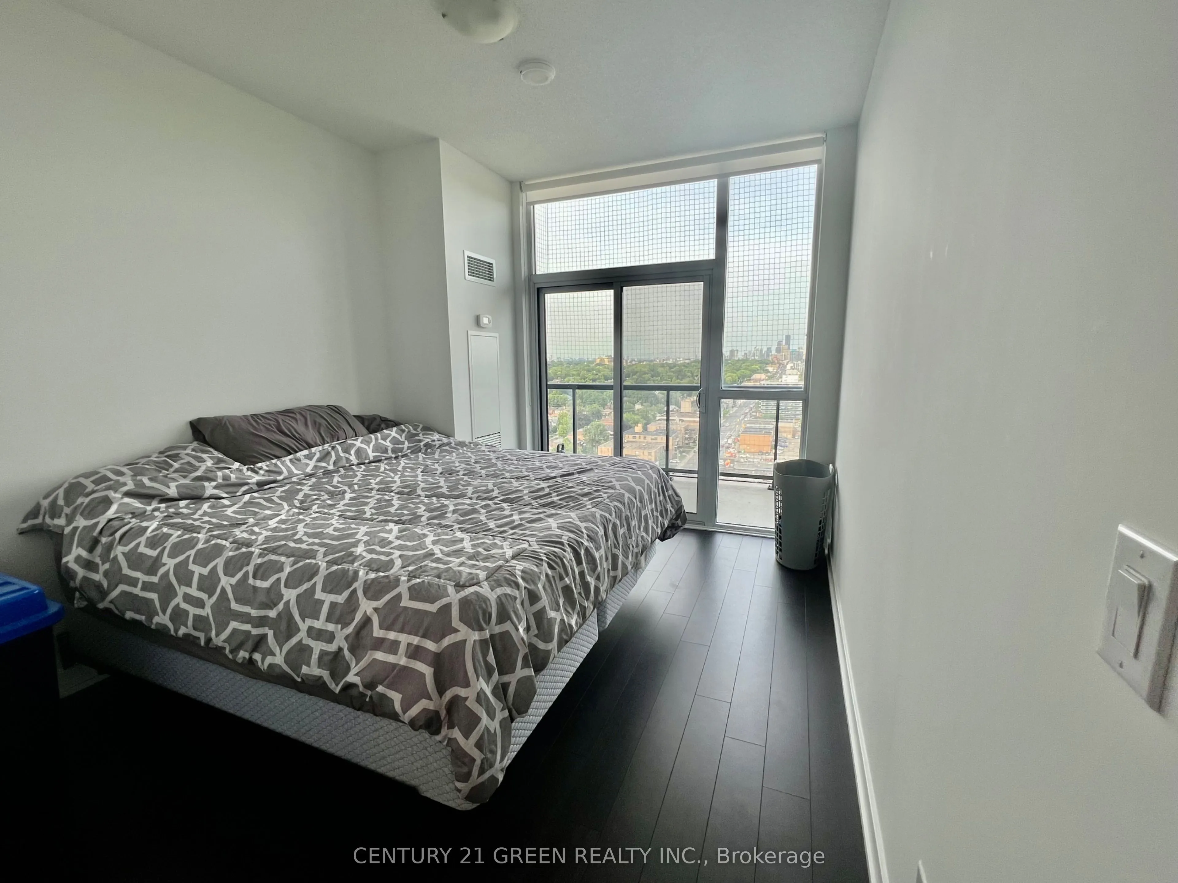 1603 Eglinton Avenue W, #1601