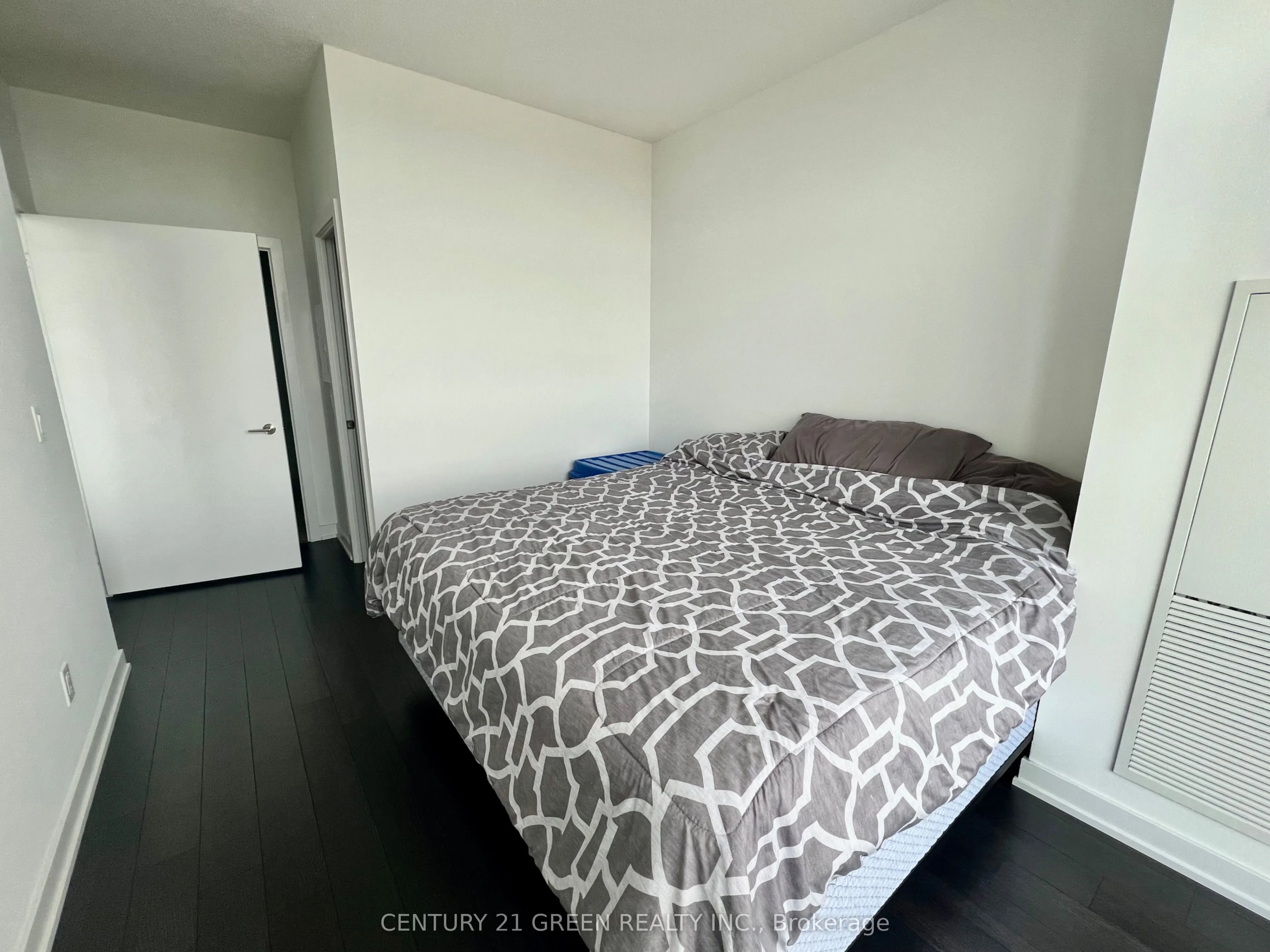 1603 Eglinton Avenue W, #1601