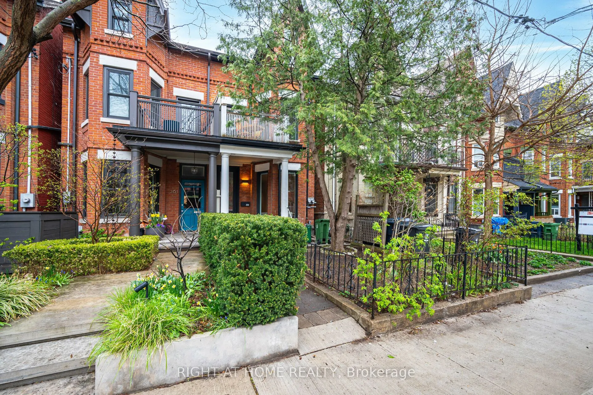 259 Lisgar Street
