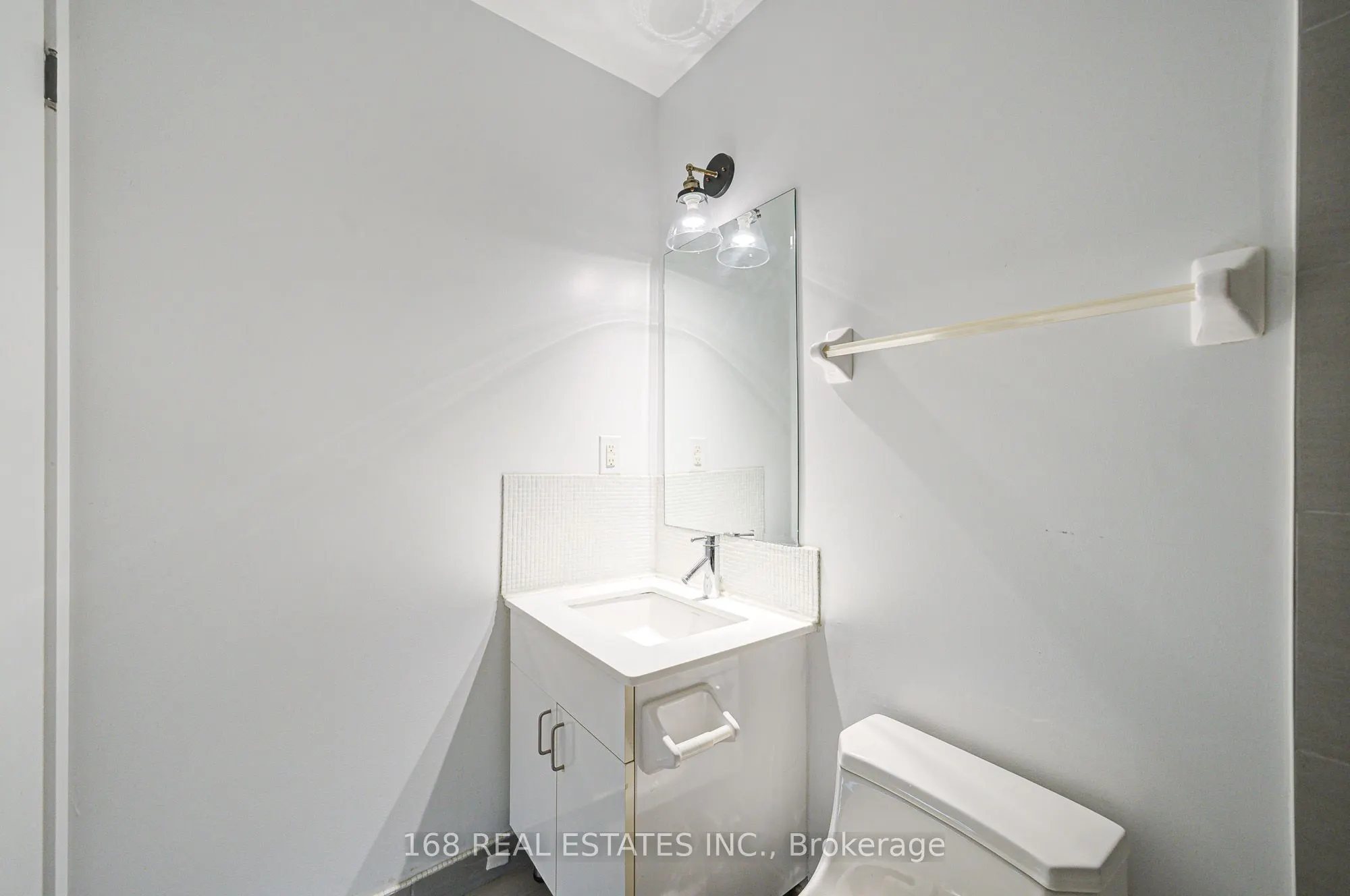 426 University Avenue, #3503