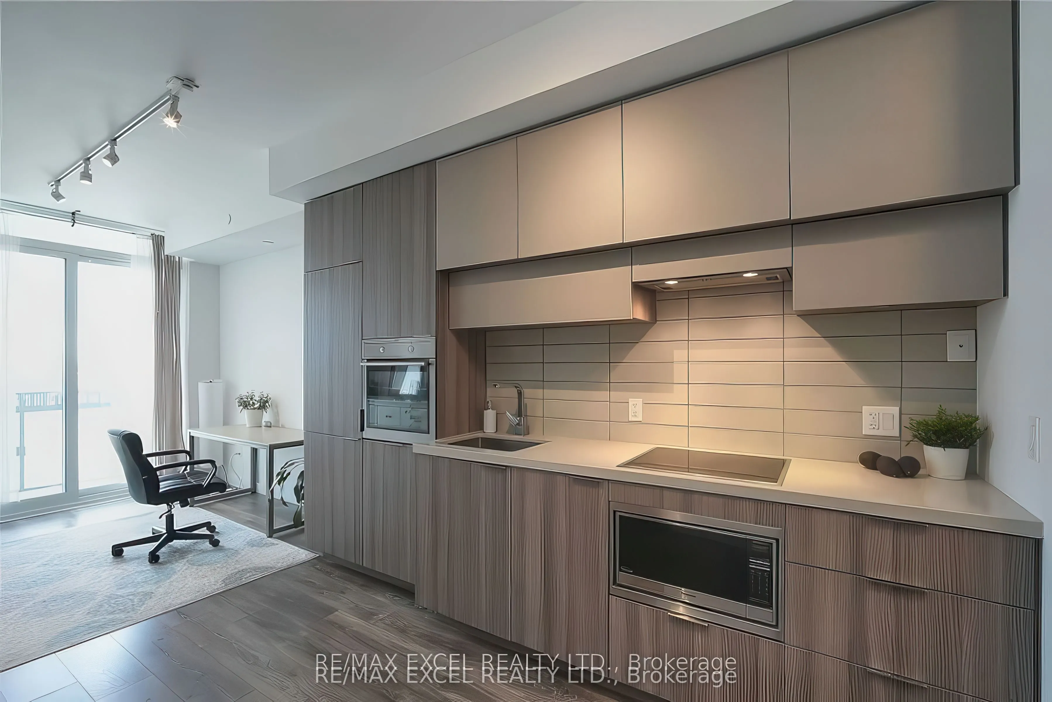 8 Eglinton Avenue E, #3209