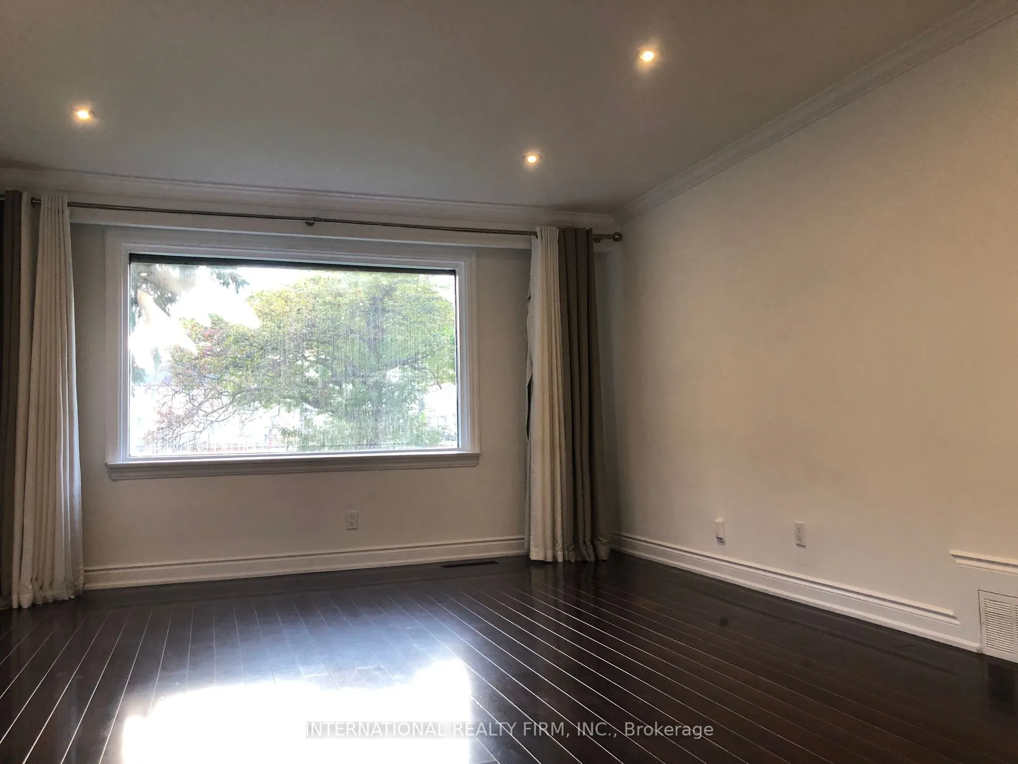 55 Kenton Drive