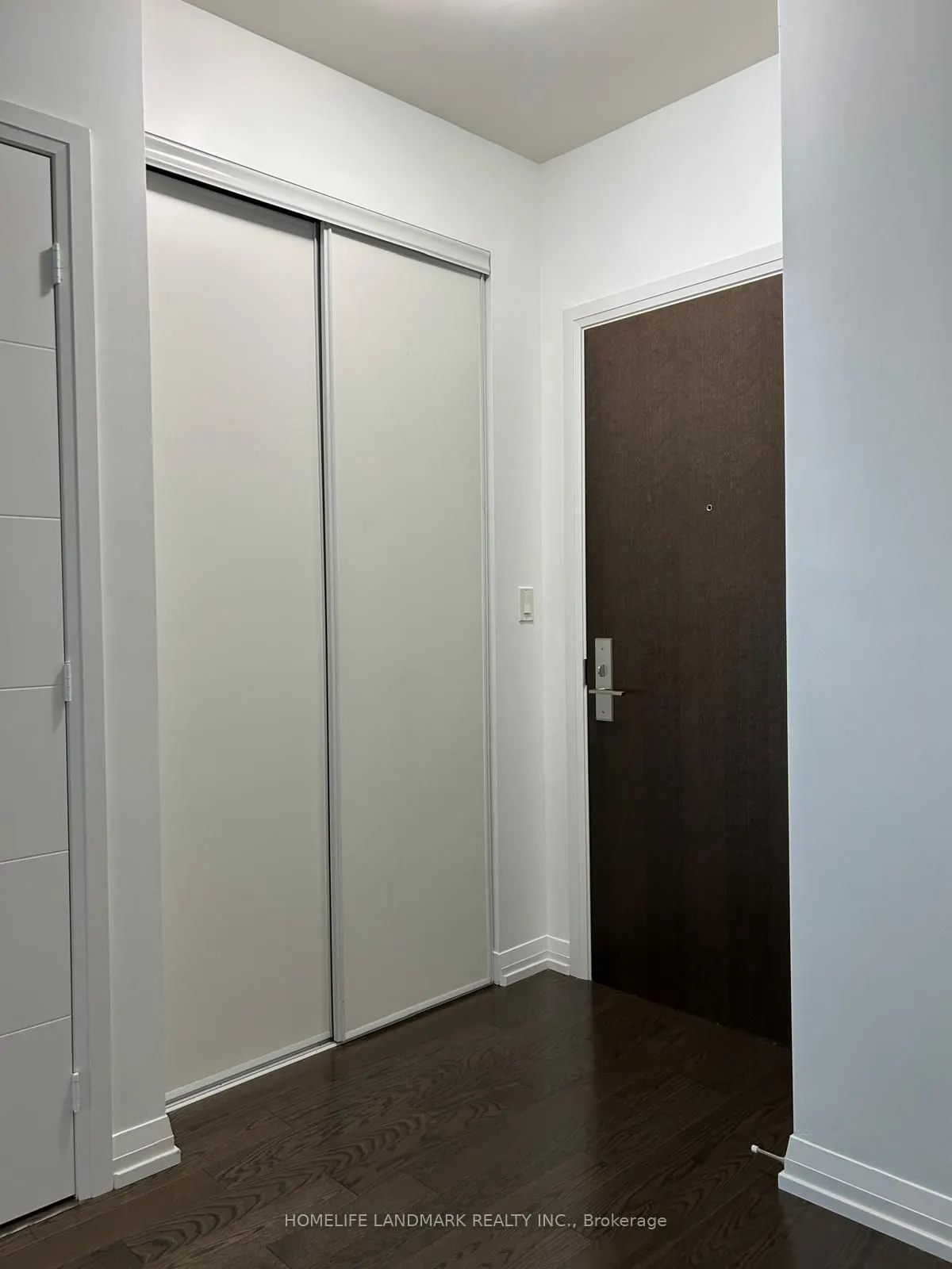 460 Adelaide Street E, #528
