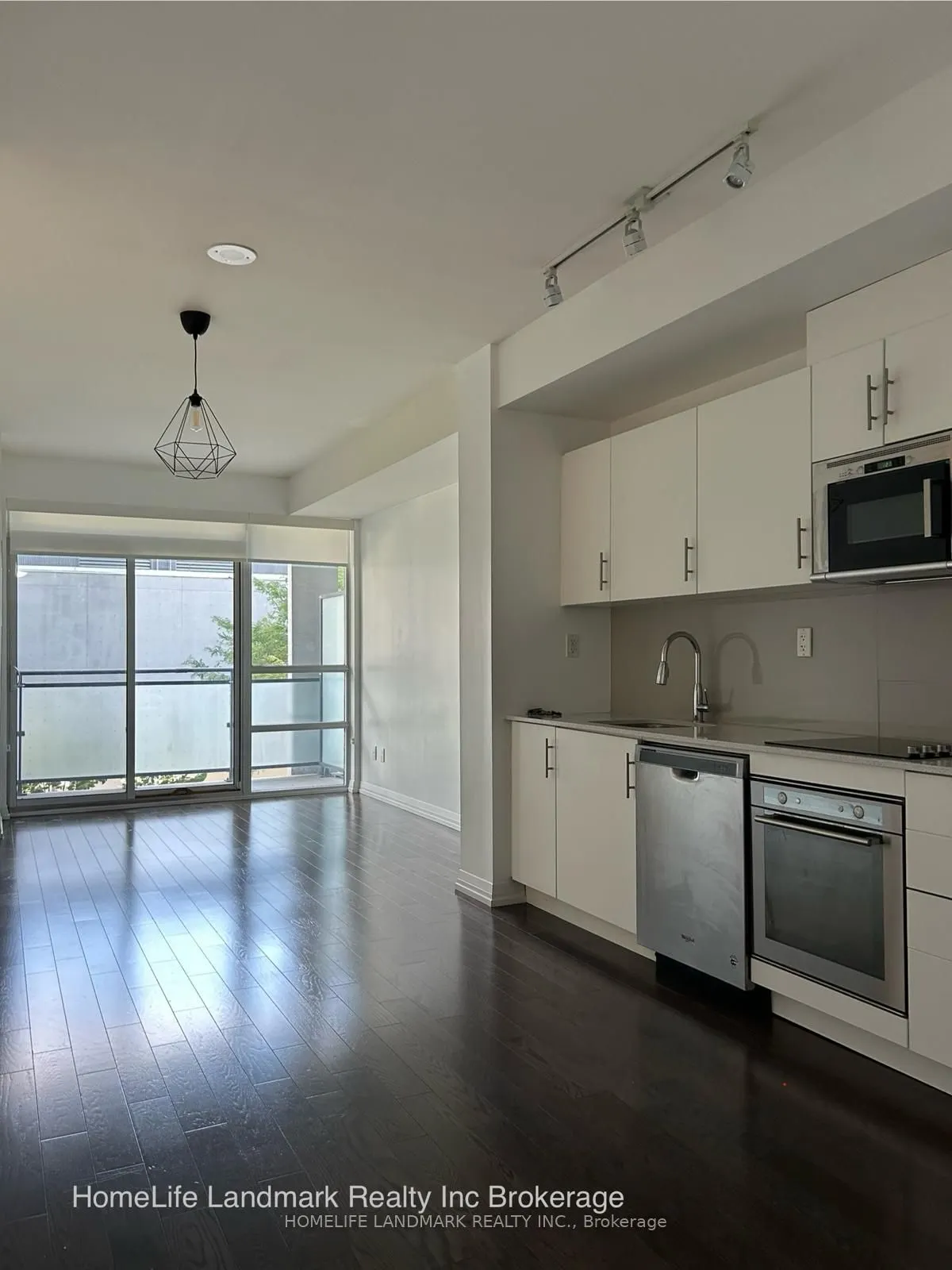 460 Adelaide Street E, #528