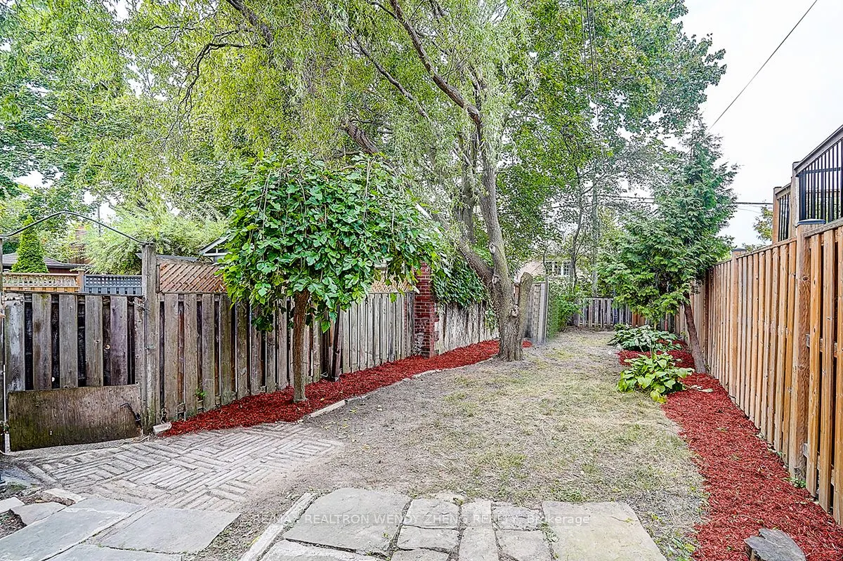42 Willowbank Boulevard