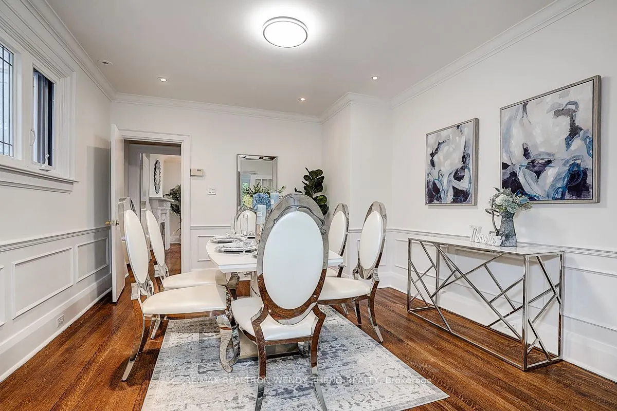 42 Willowbank Boulevard