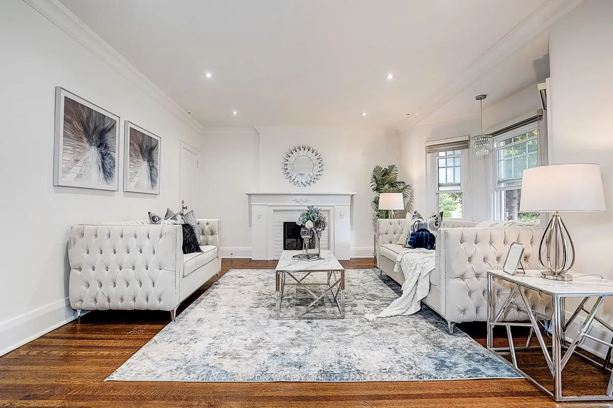42 Willowbank Boulevard