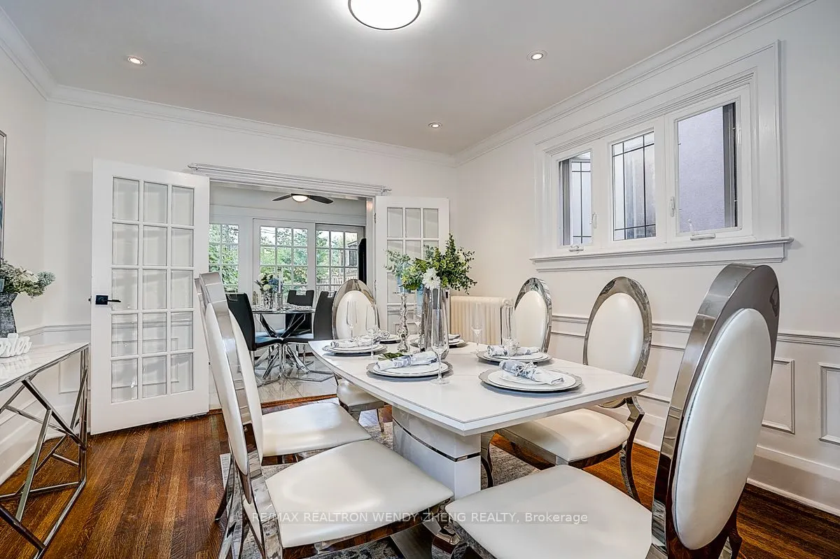 42 Willowbank Boulevard