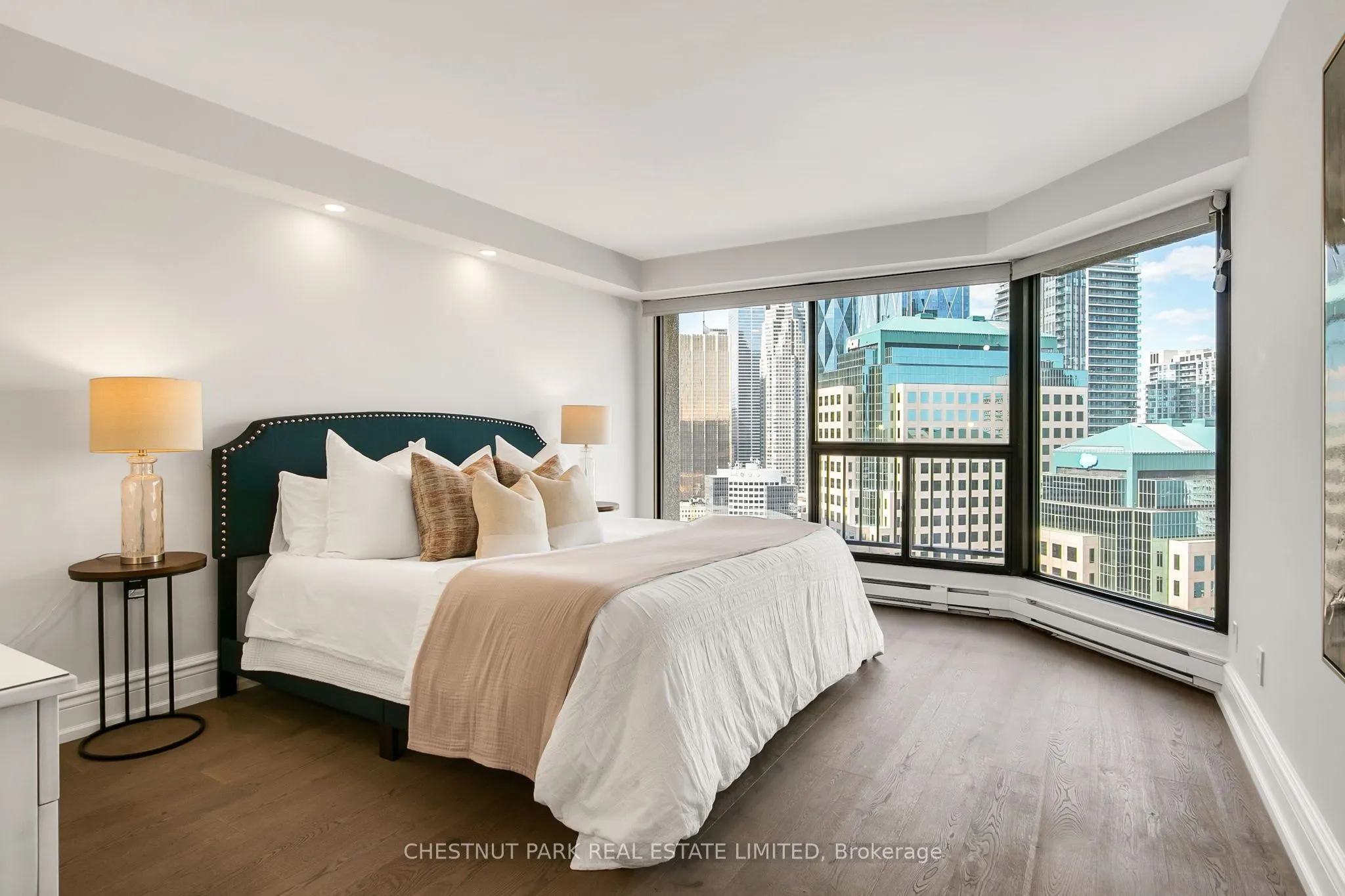 55 Harbour Square, #3011