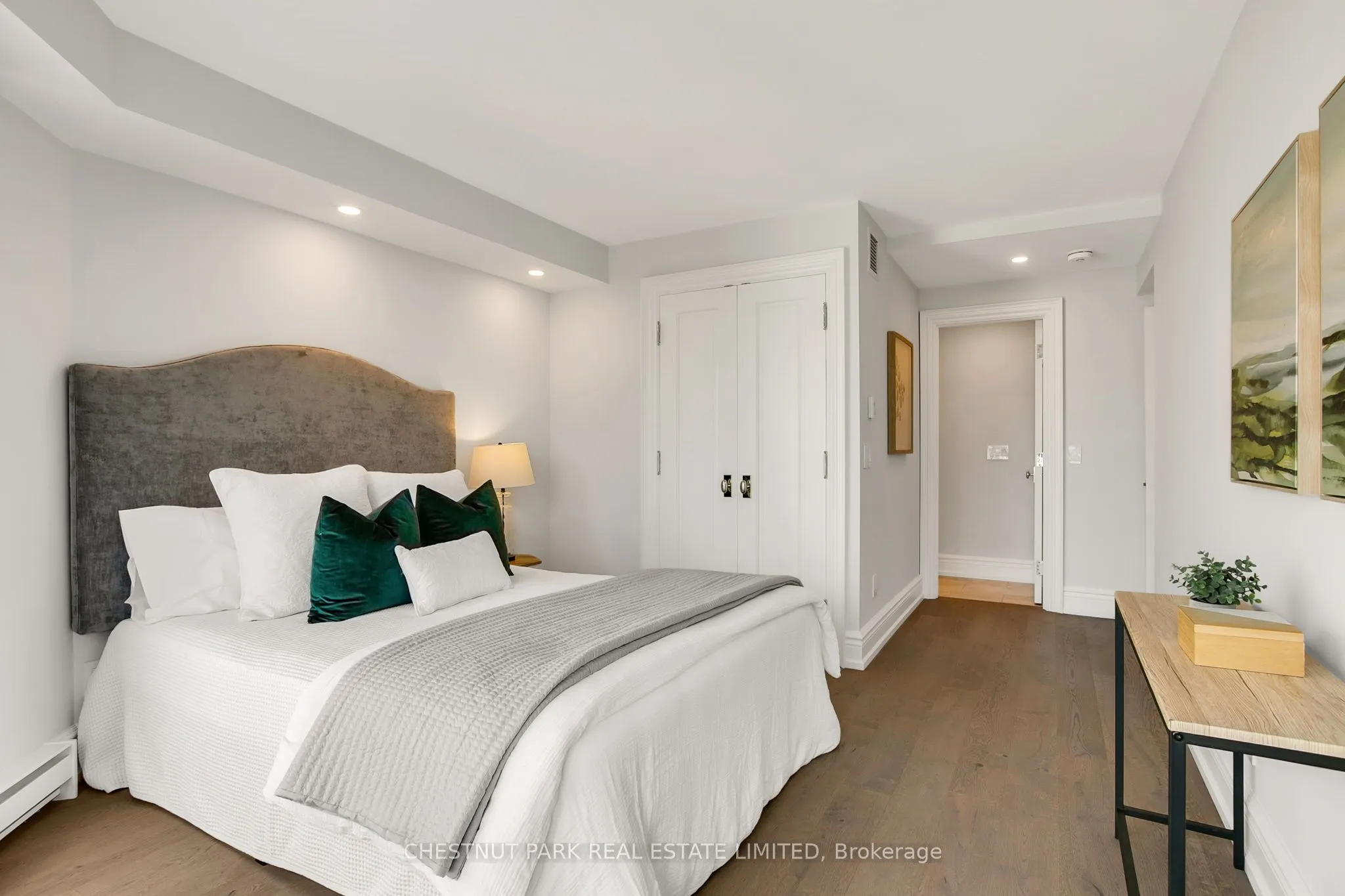 55 Harbour Square, #3011
