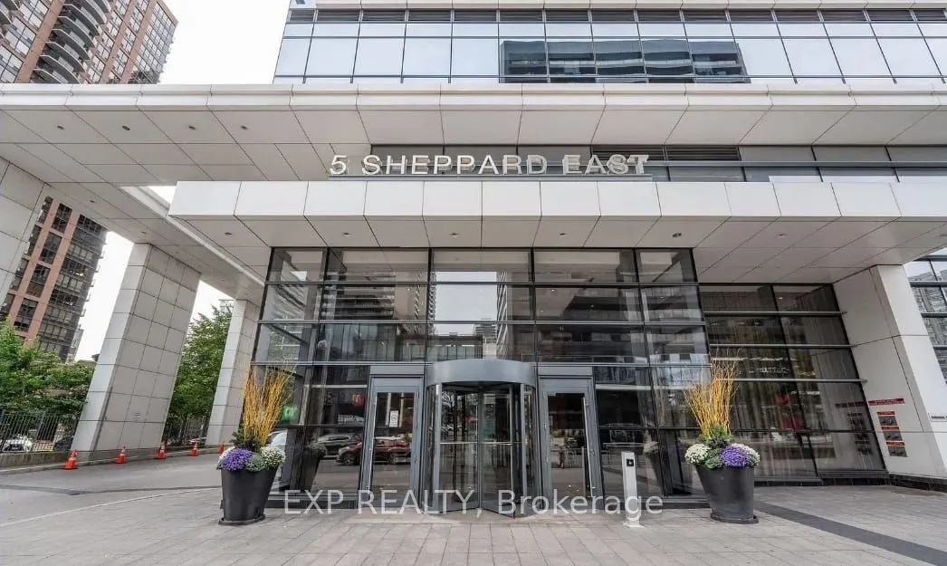 5 Sheppard Avenue E, #3817