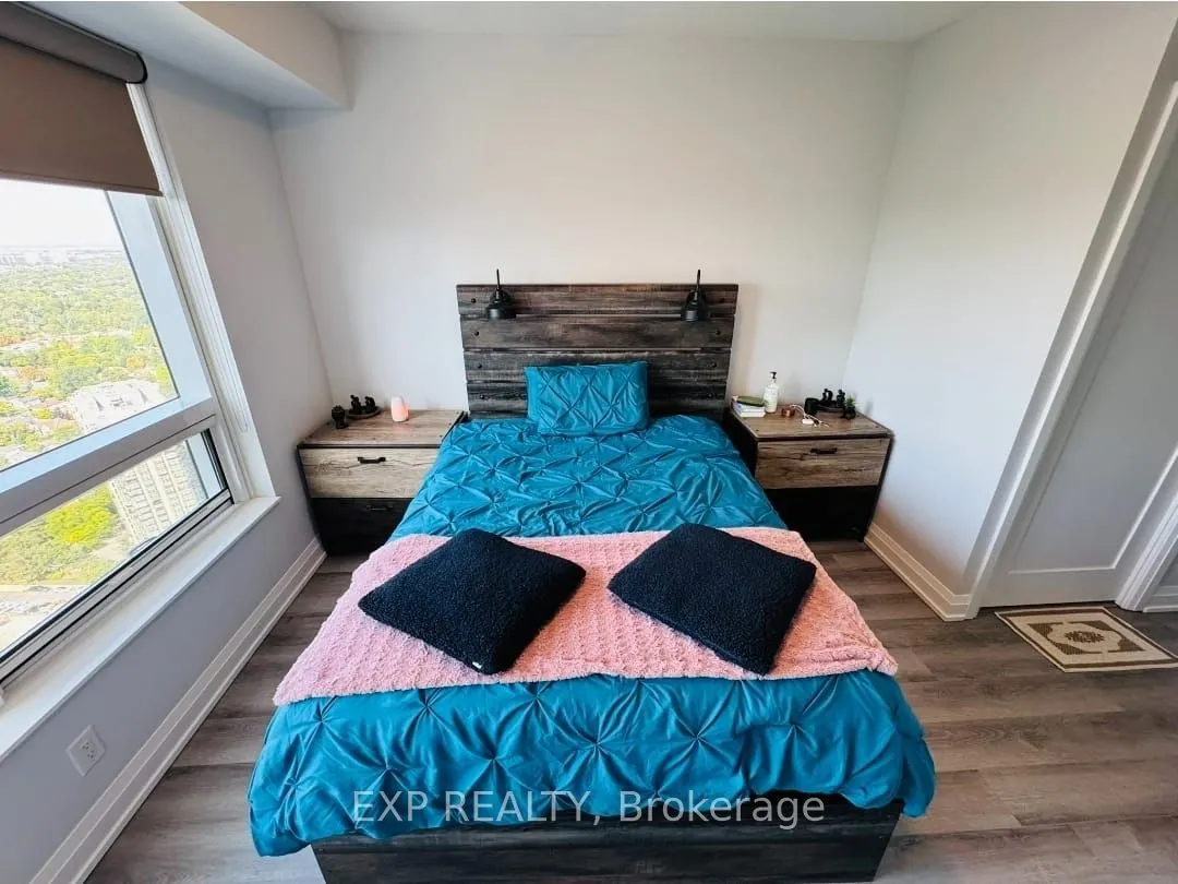 5 Sheppard Avenue E, #3817