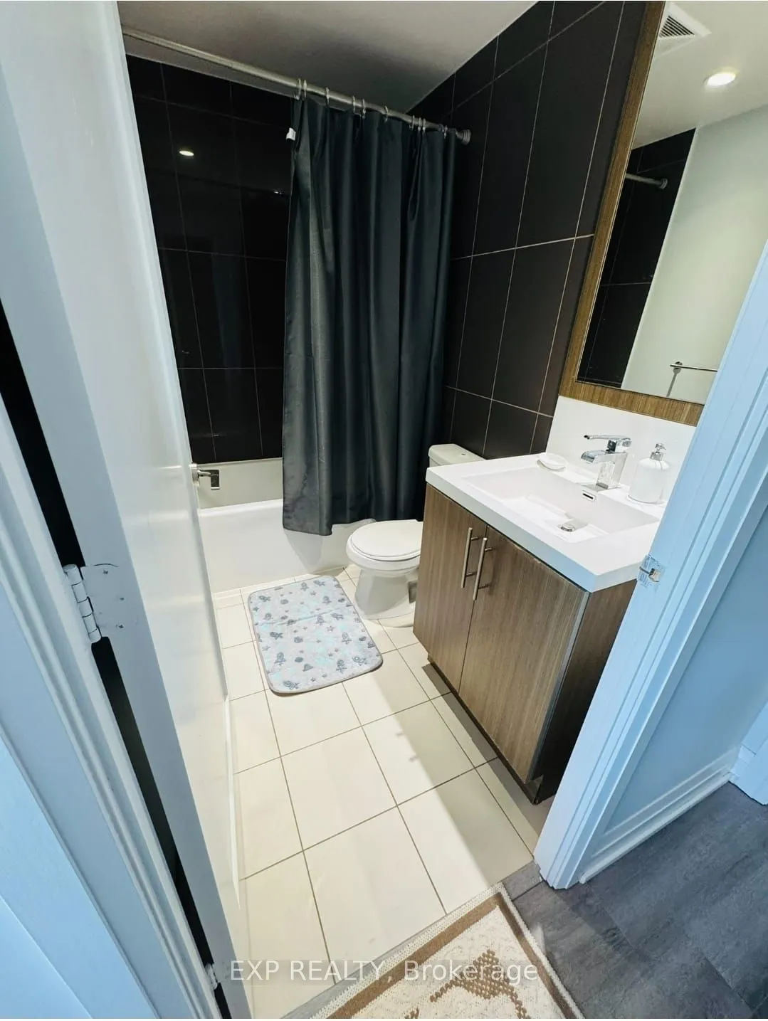 5 Sheppard Avenue E, #3817