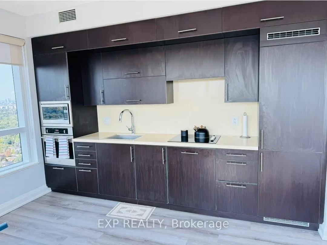 5 Sheppard Avenue E, #3817
