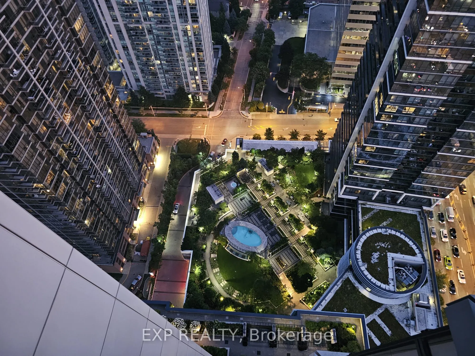 5 Sheppard Avenue E, #3817