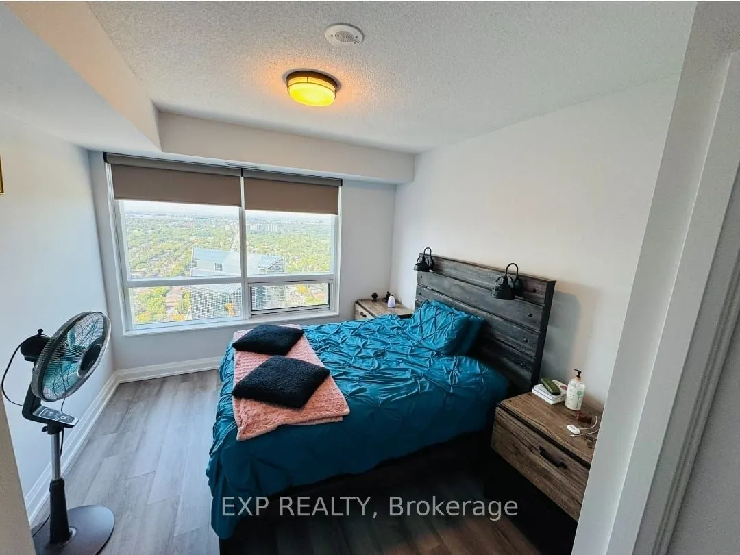 5 Sheppard Avenue E, #3817