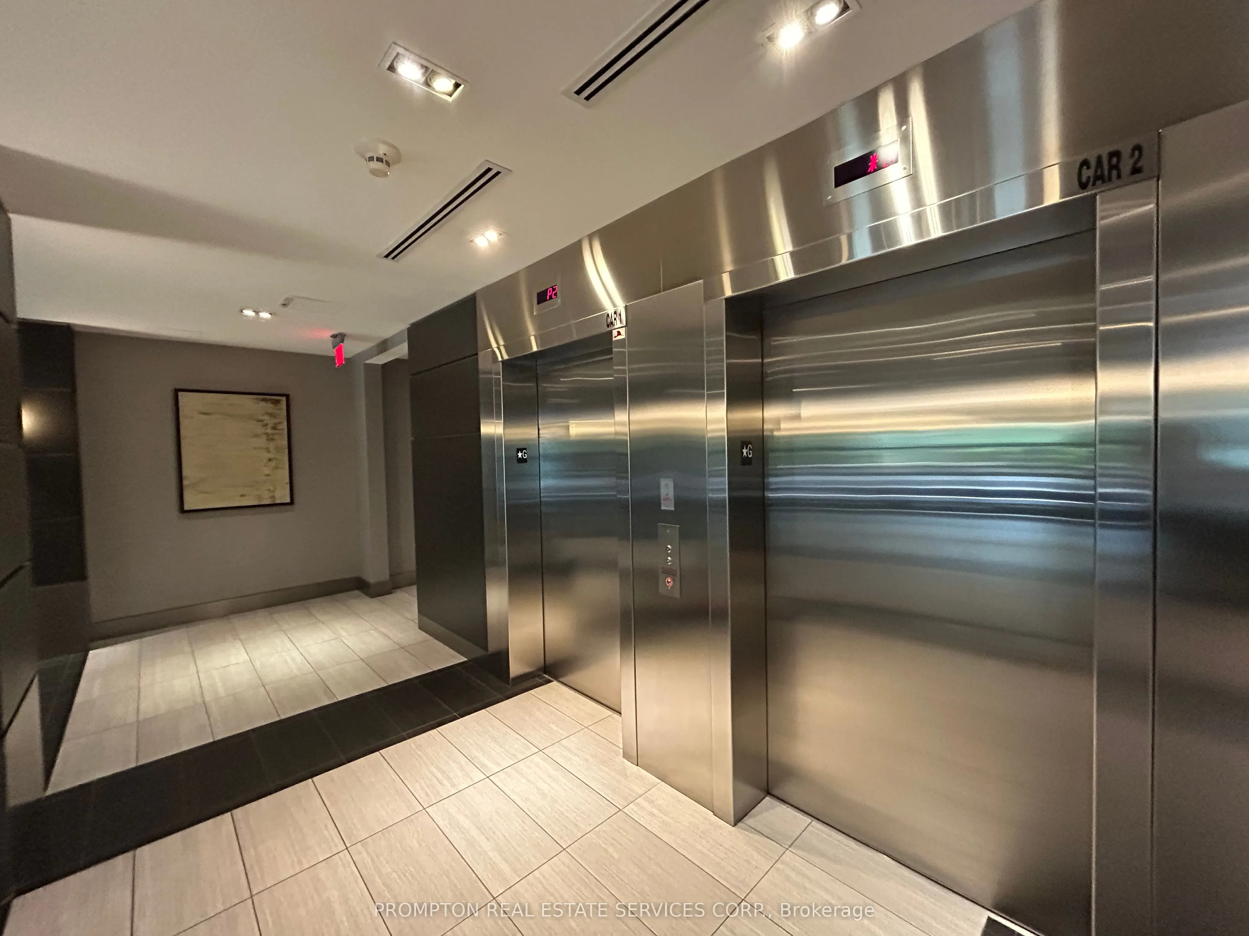 399 Adelaide Street W, #517
