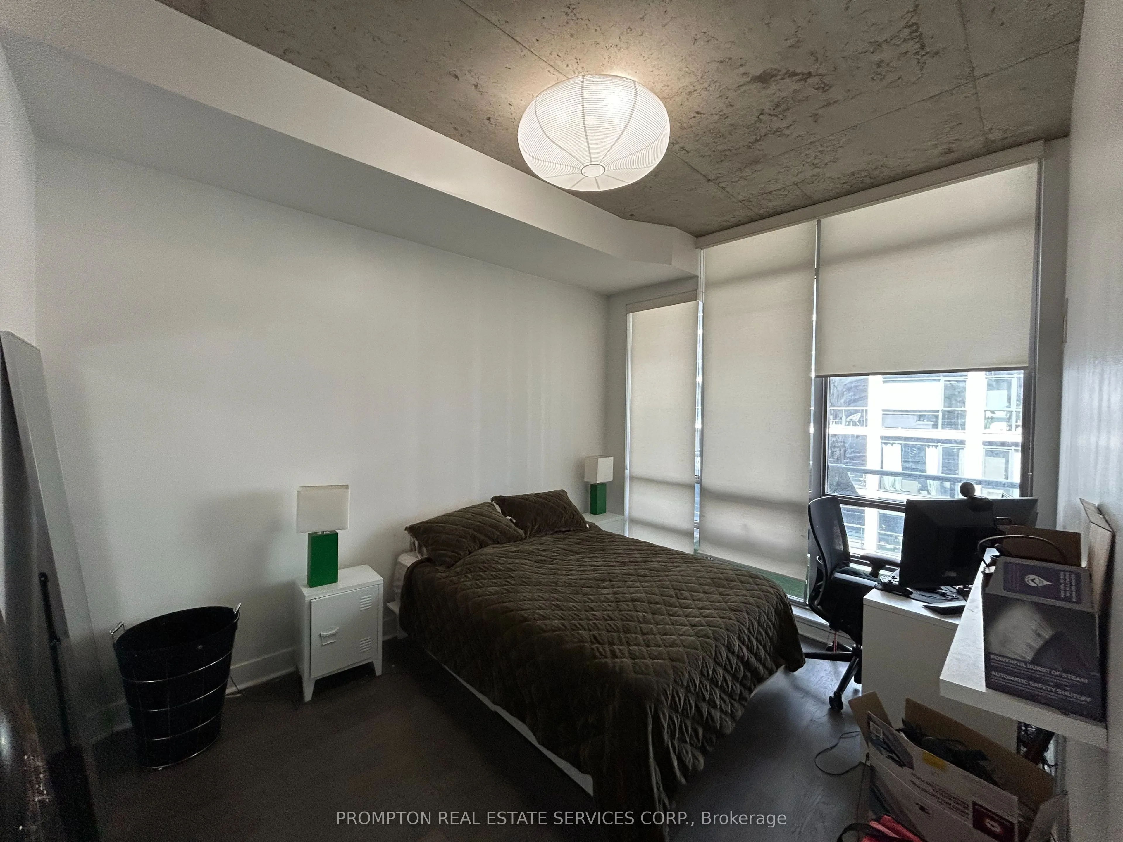 399 Adelaide Street W, #517