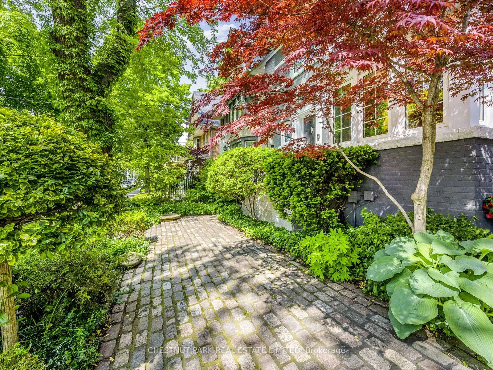 78 Dale Avenue
