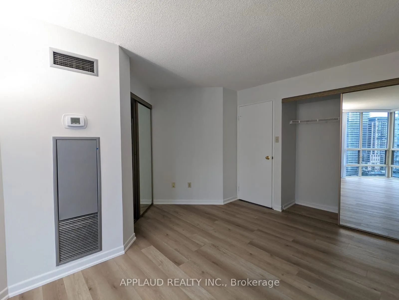 44 St Joseph Street, #2706