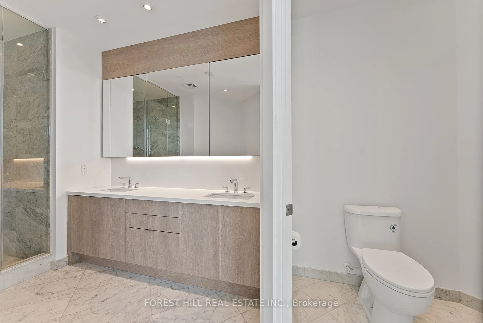1 Edgewater Drive, #SPH #07