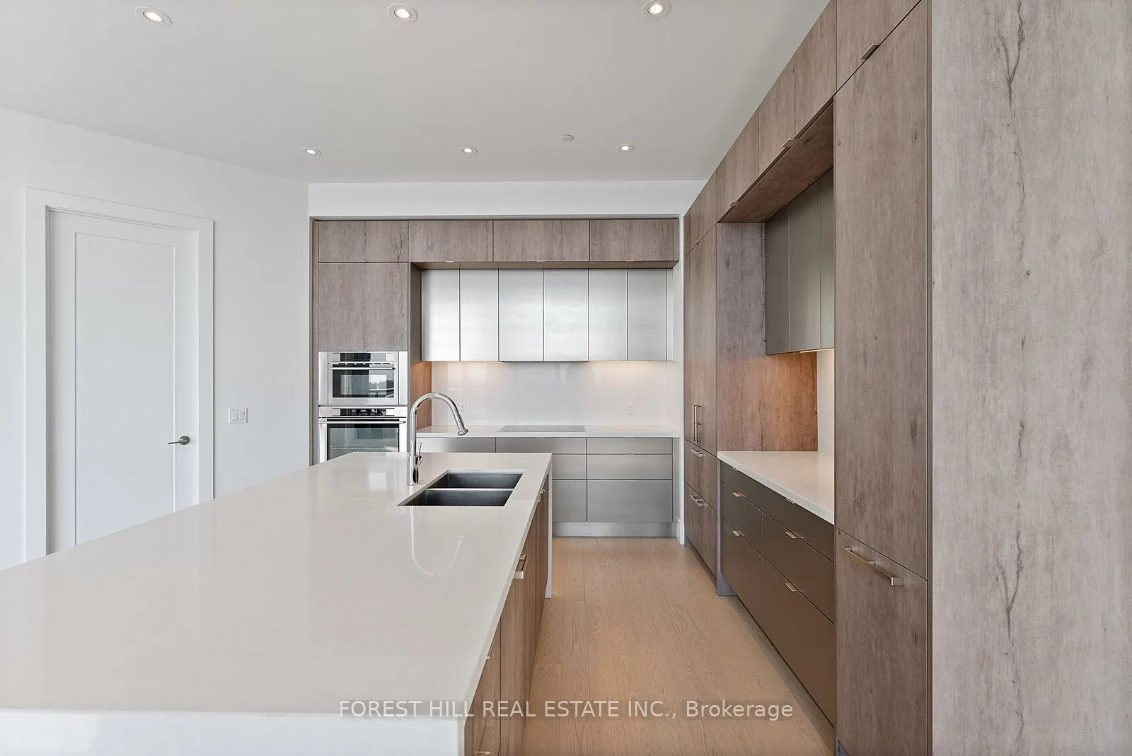 1 Edgewater Drive, #SPH #07
